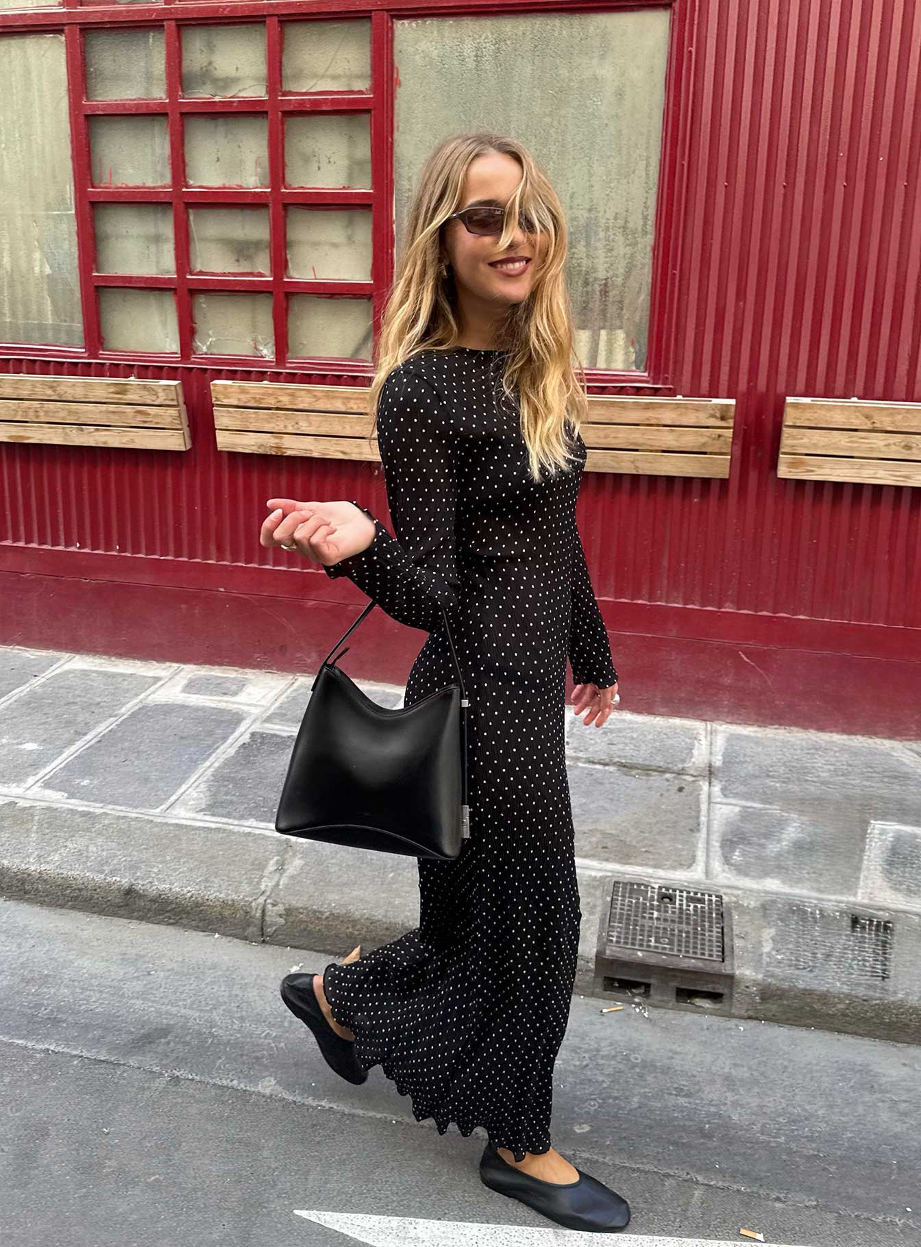 Polka Desenli Uzun Kollu Maxi Elbise - Siyah