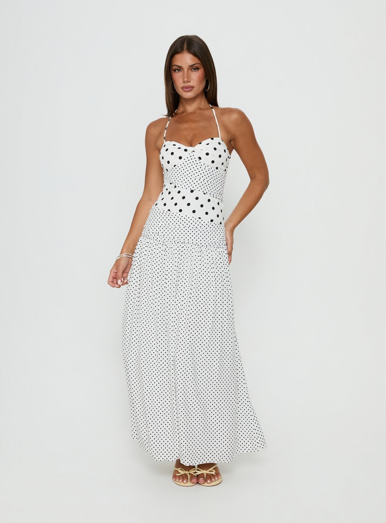 Puantiye Desenli Beyaz Halter Maxi Elbise