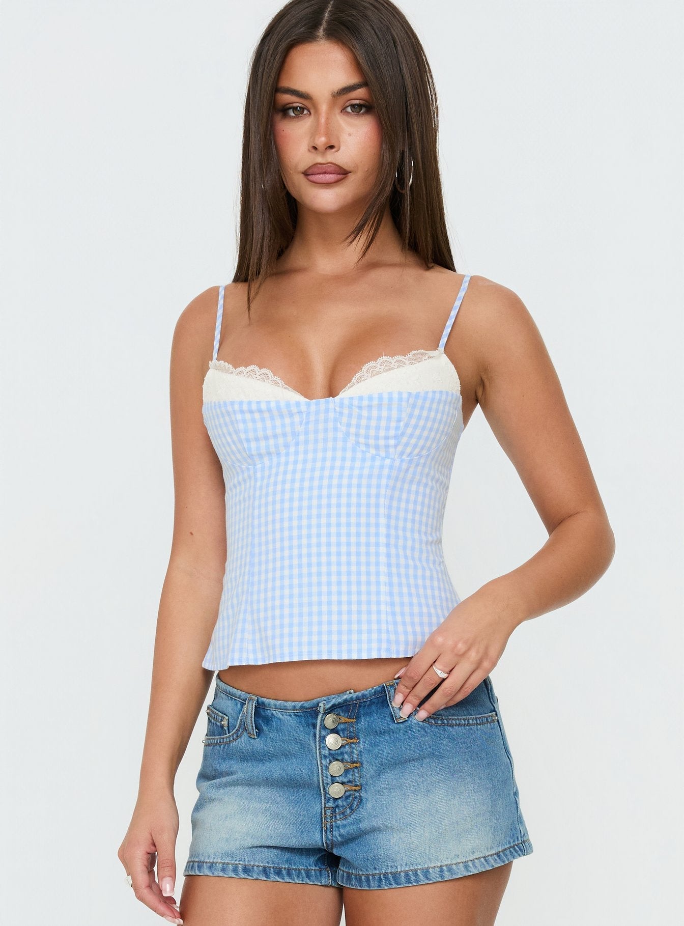 Bel Bandı Olmadan Mikro Denim Orta Mavi Şortlar