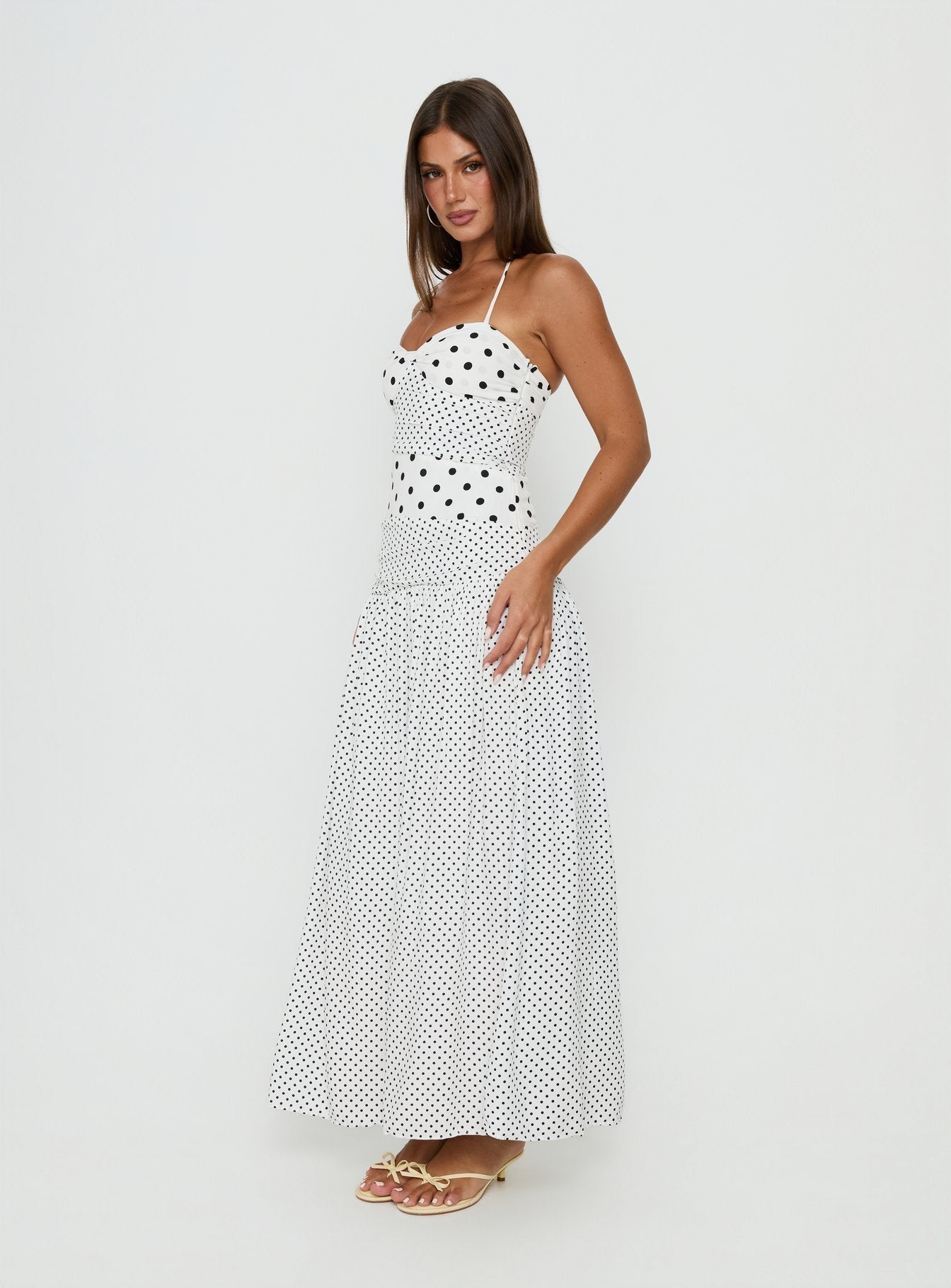 Marguerite Beyaz Puantiye Halter Maxi Elbise