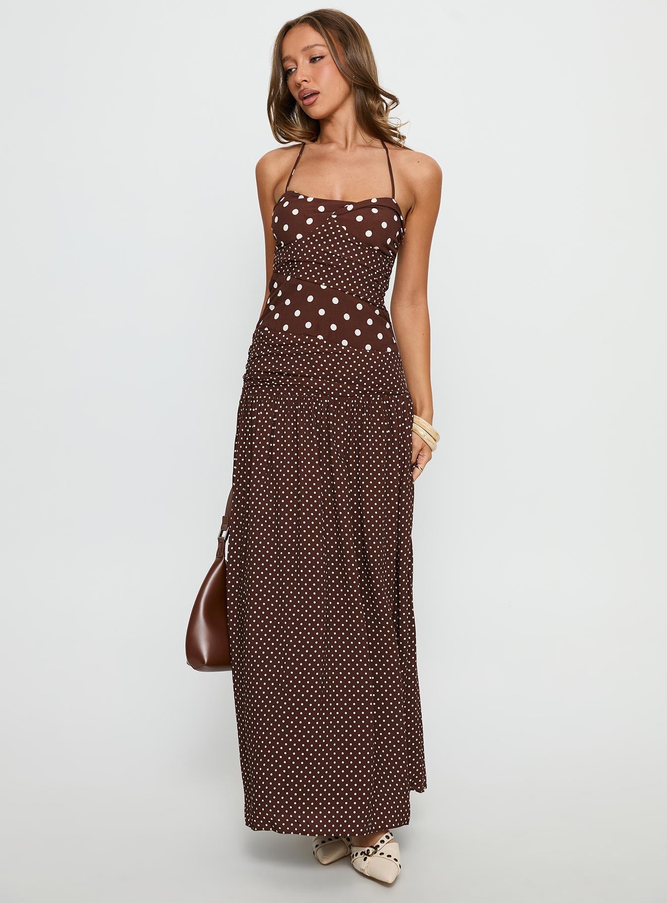 Puantiye Desenli Kahverengi Halter Maxi Elbise