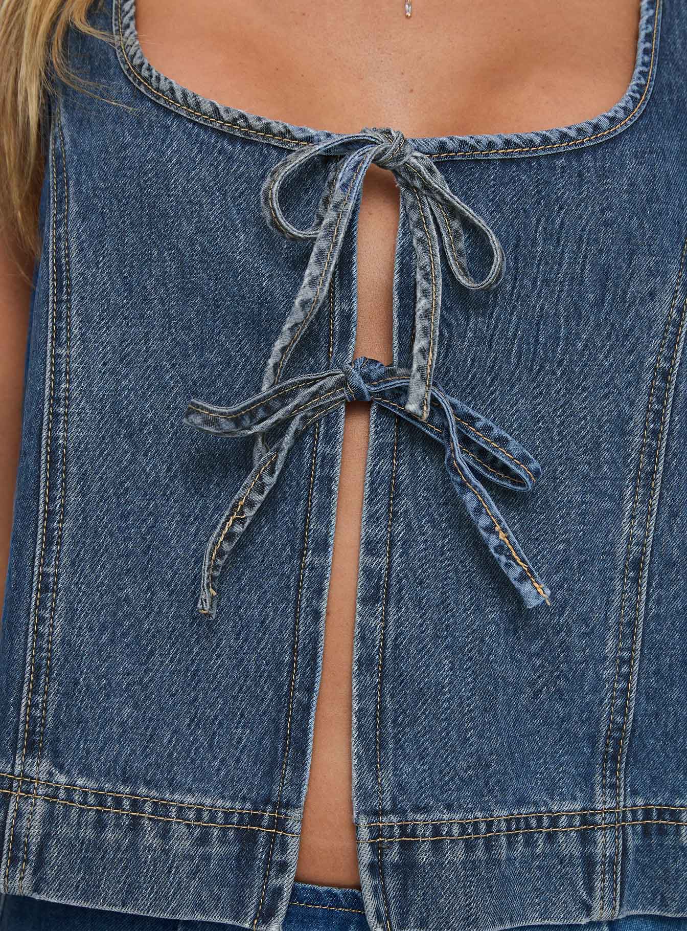 Stefenie Orta Yıkama Denim Bağlama Üst