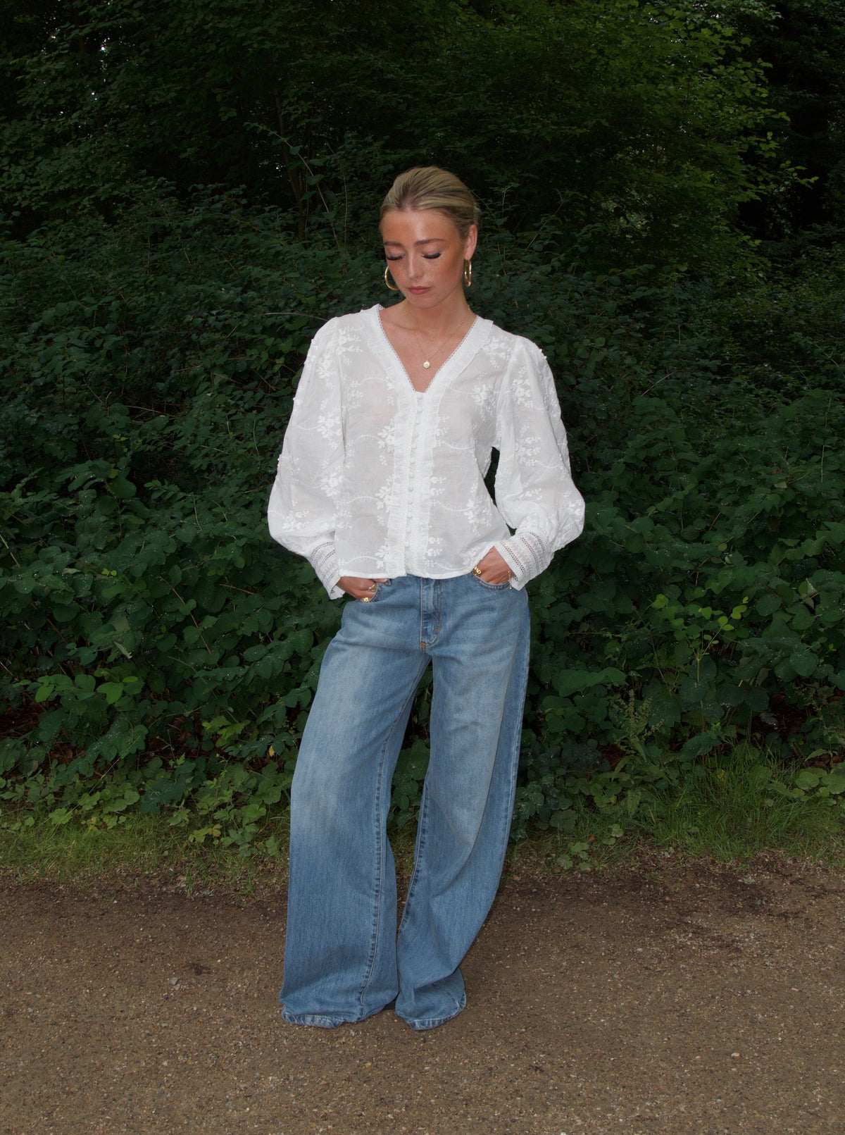 Silvia Beyaz Bluz