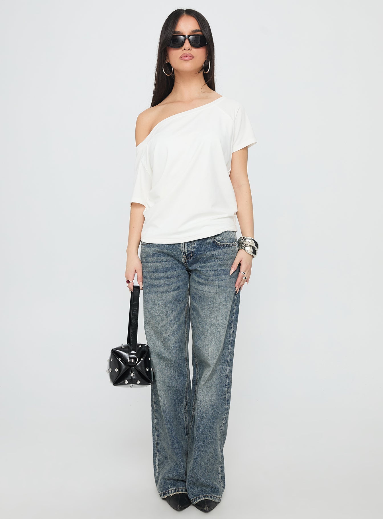 İkonik Bebek Off Shoulder Beyaz Bluz