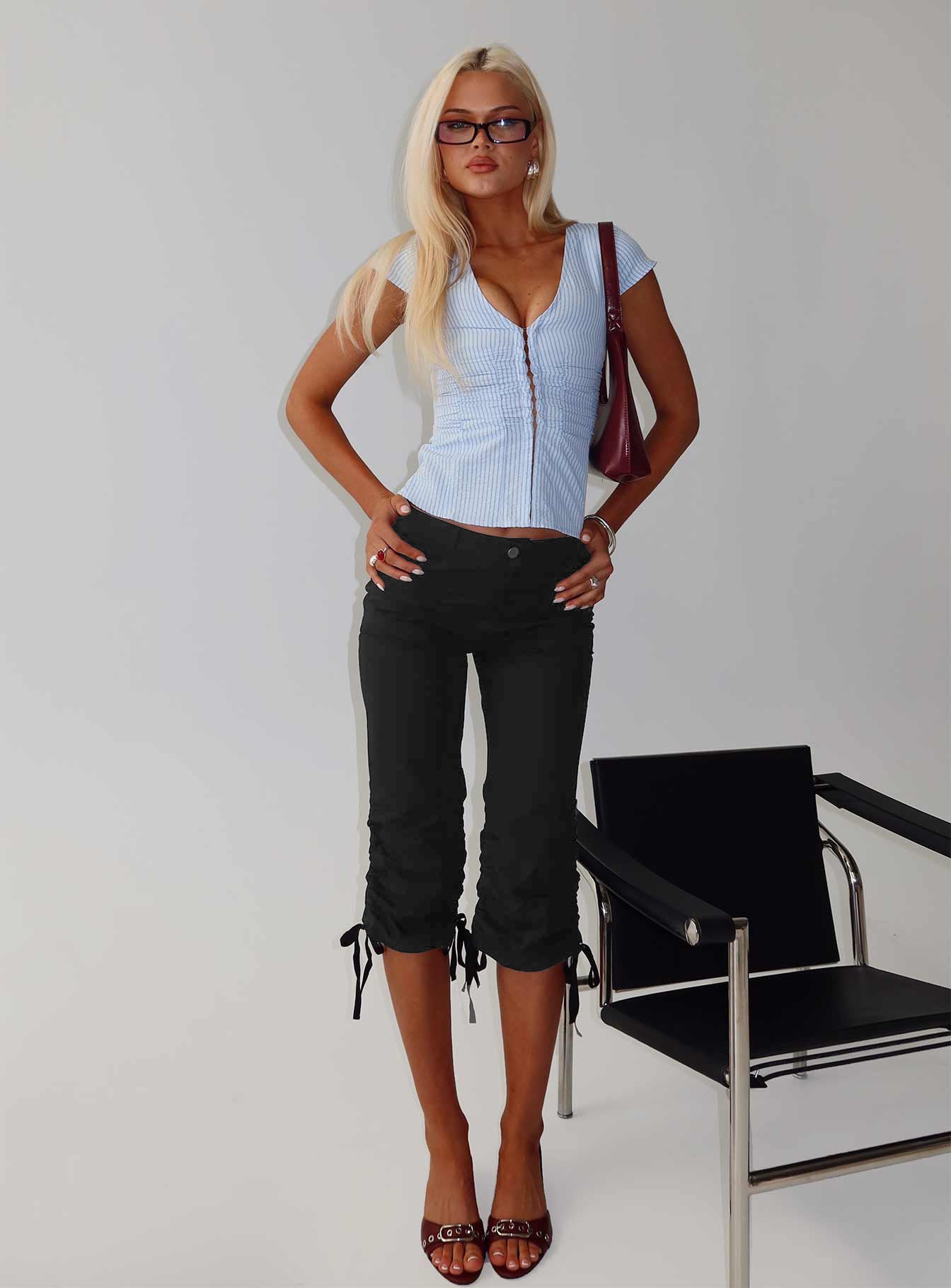 Siyah Kargo Capri Pantolon