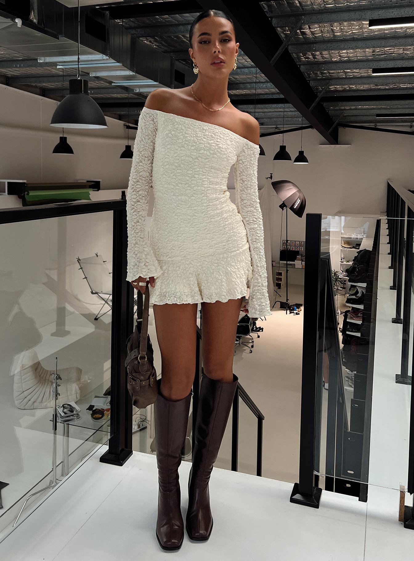 Vancesca Off Shoulder Uzun Kollu Krem Mini Elbise