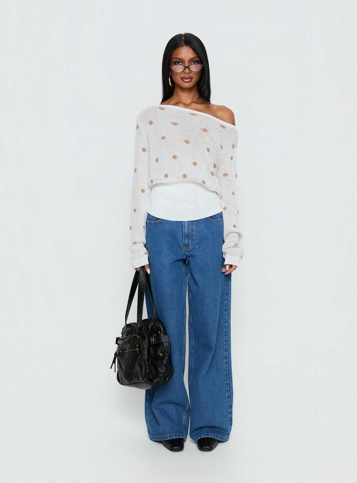 Harvy Off Shoulder Beyaz Puantiye Triko Kazak