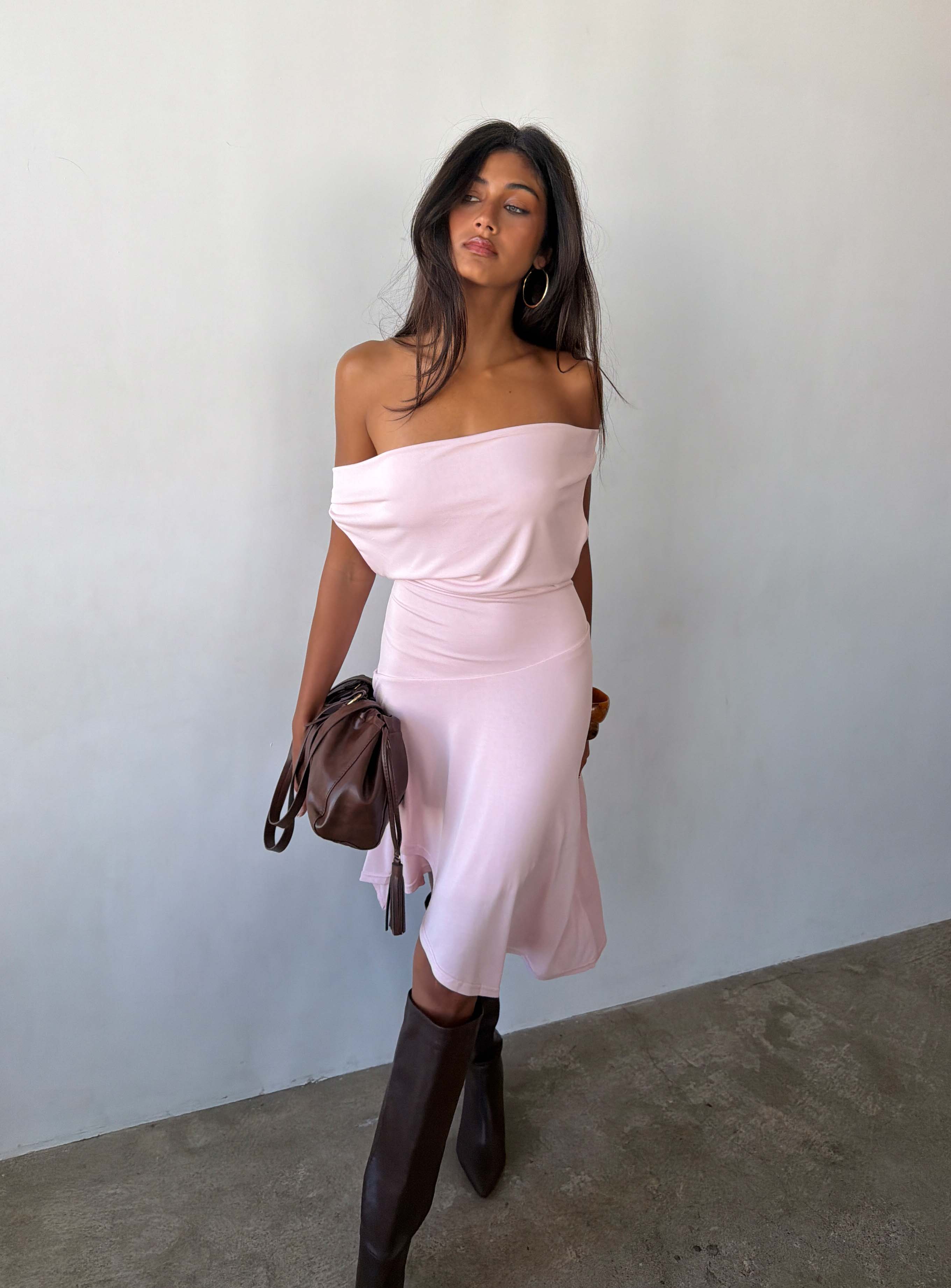Yesina Pembe Midi Elbise