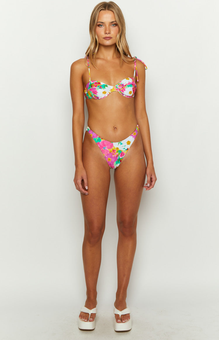 9.0 Bianca Çiçekli Yüzme Bikini Üstü - Şık ve Rahat