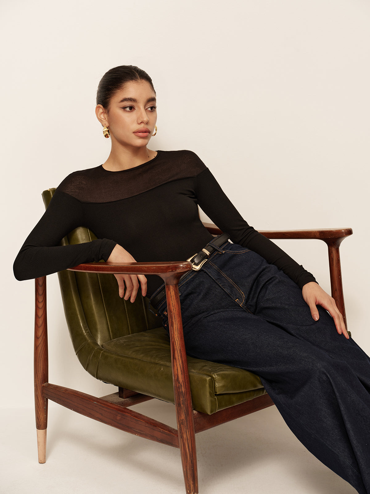 Transparan Omuz Detaylı Slim Fit Jarse Tişört