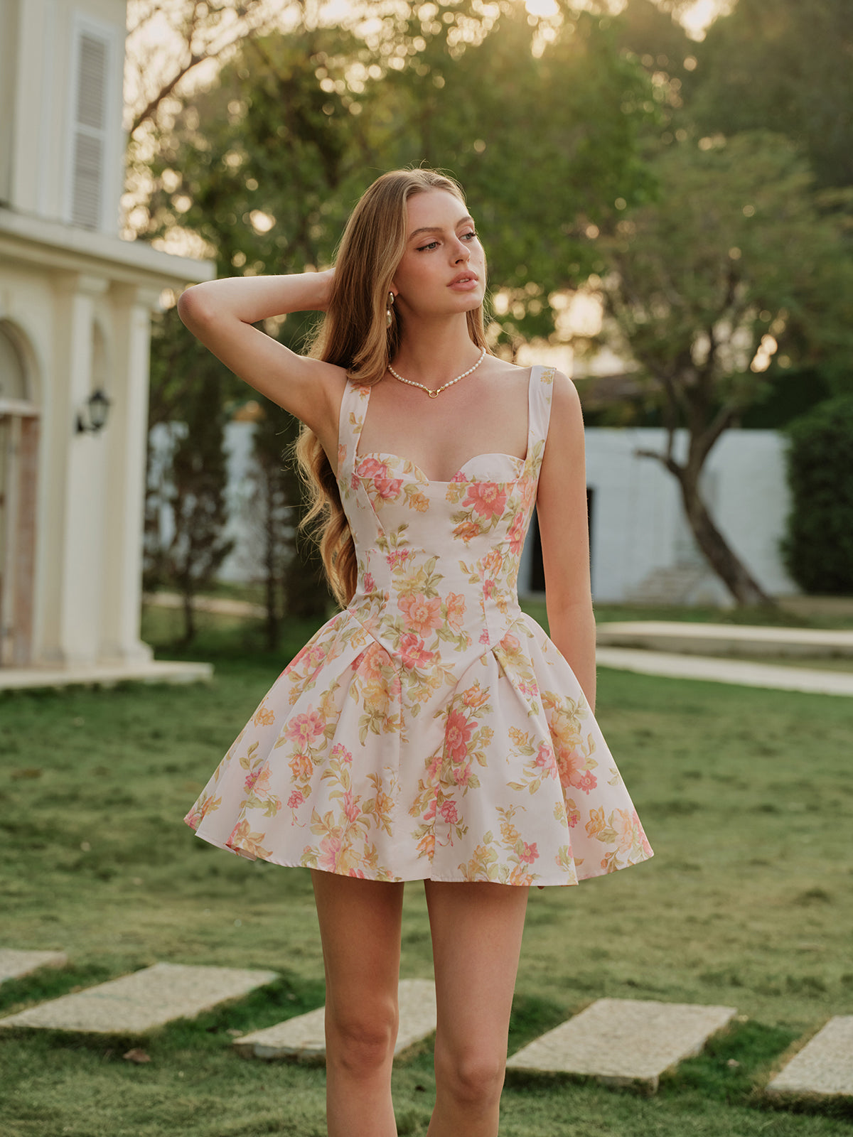Harlow Elbise