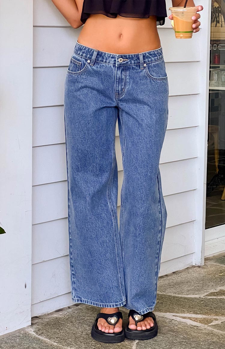 Clara Yıldız Orta Yıkama Düşük Bel Denim Pantolon
