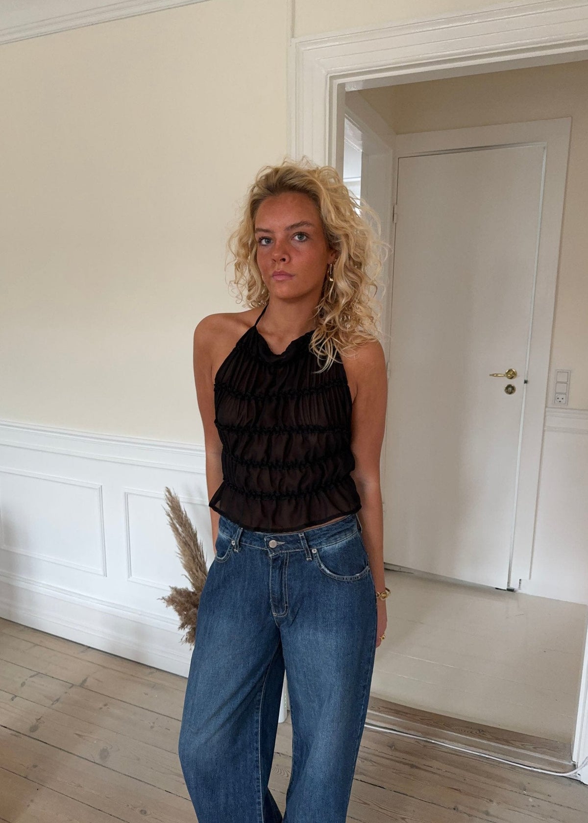 Siyah Augustine Volanlı Bluz