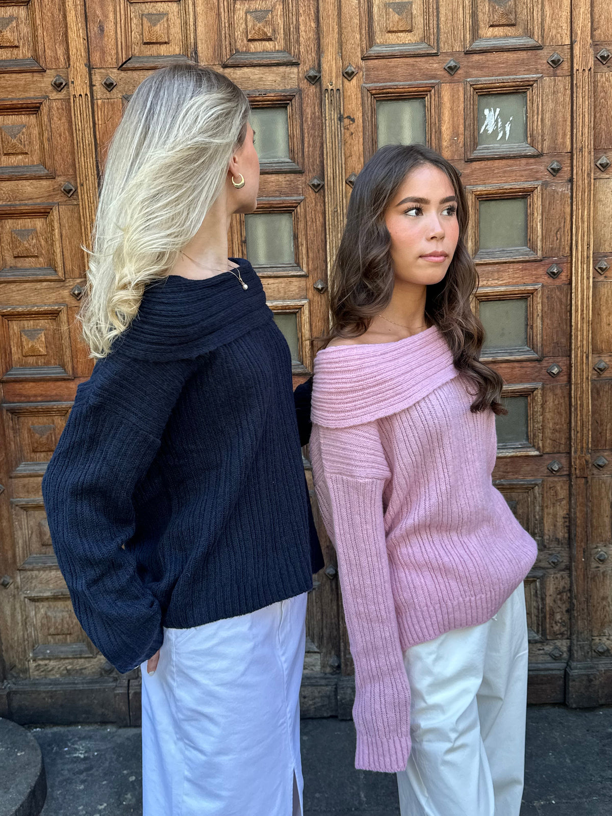Elinor Pembe Omuz Askılı Triko Bluz