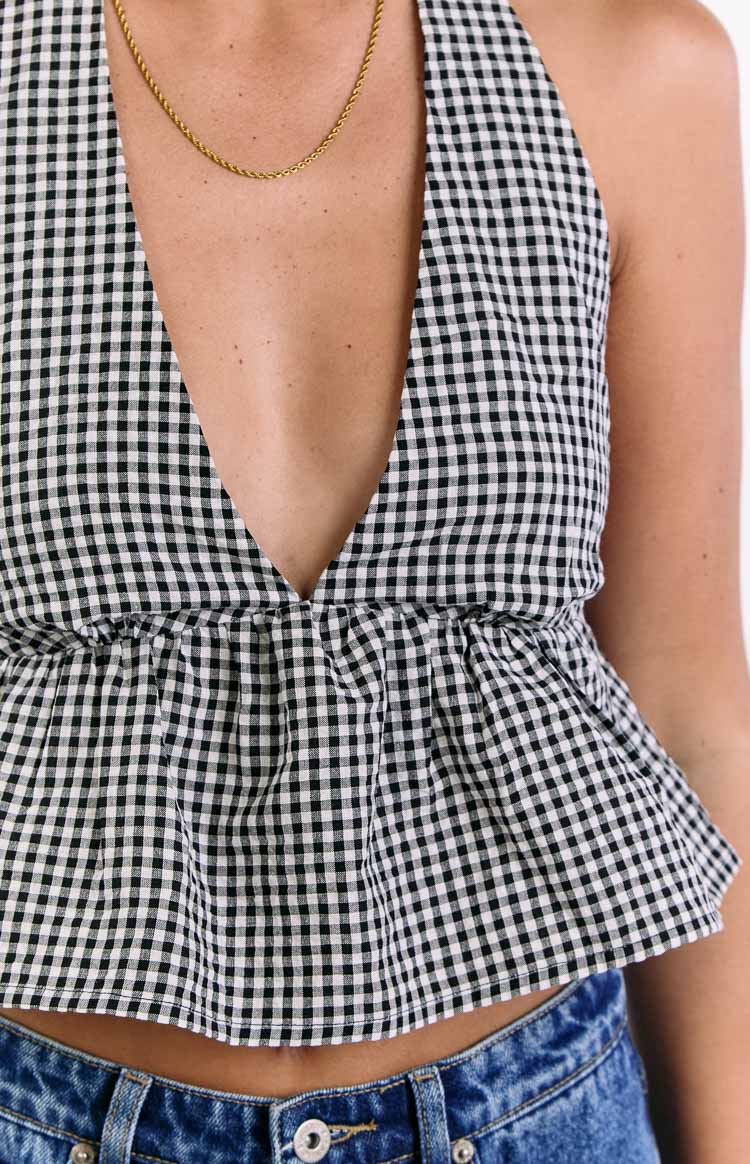 Opolo Siyah Gingham Kısa Bluz - Şık ve Rahat Tasarım