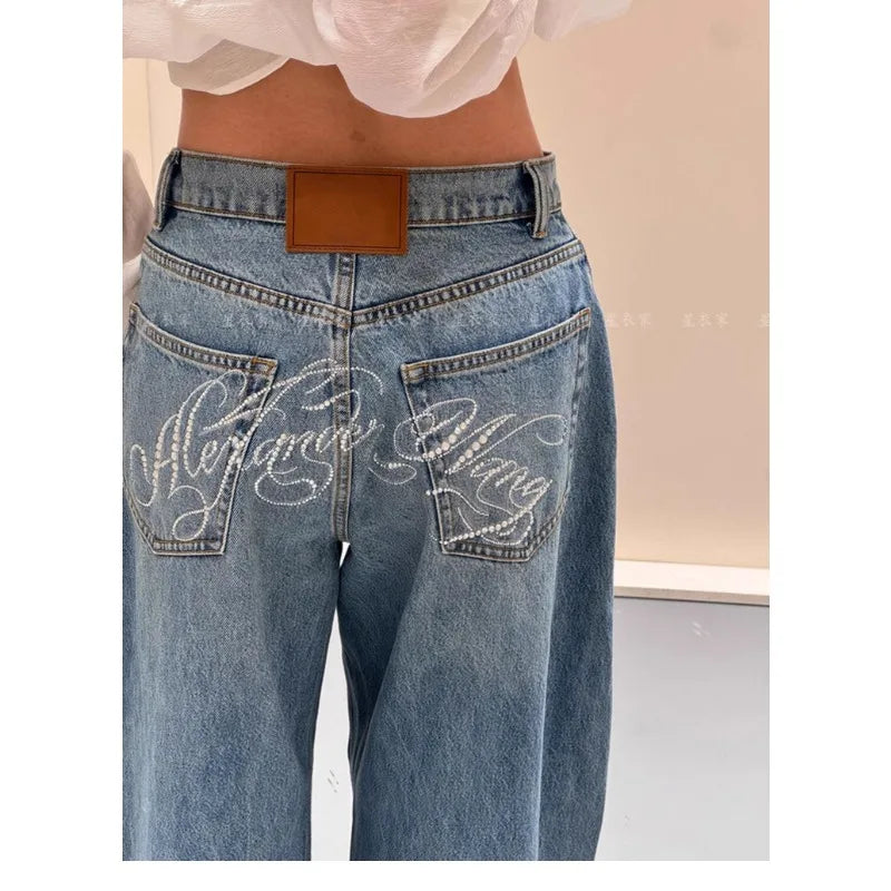 Shark Loose Fit Jean