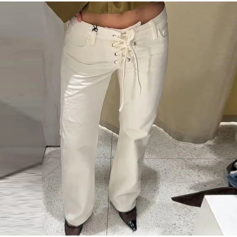 Novyra White Jean