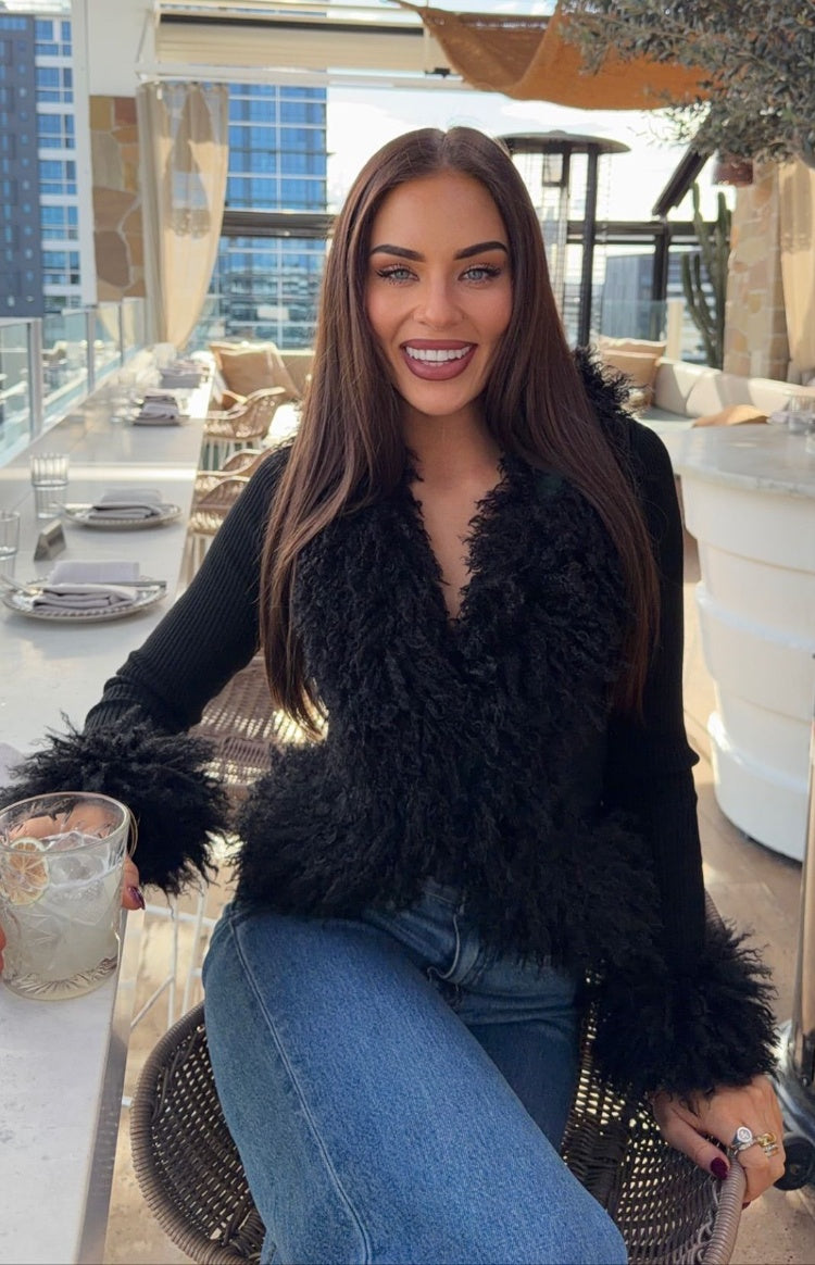 Violetta Siyah Kürk Detaylı Triko Hırka