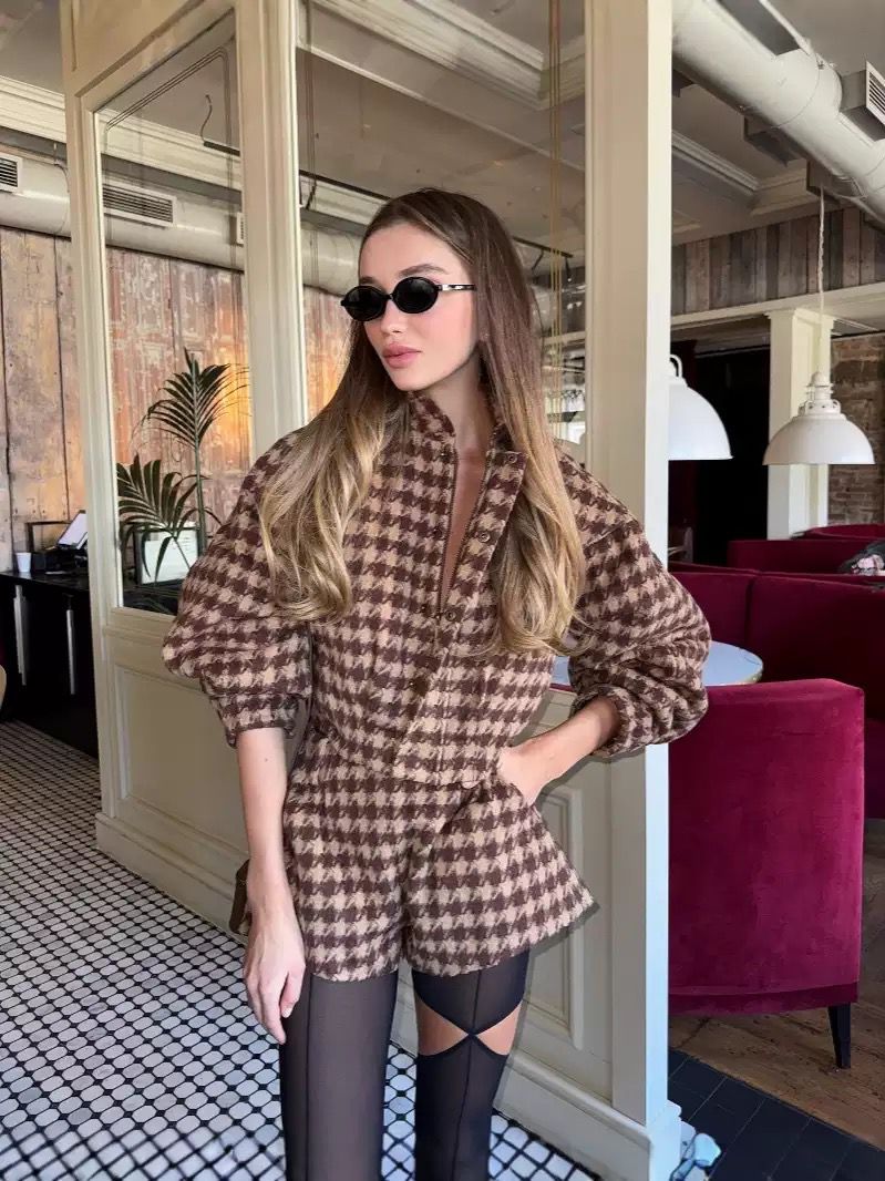 Daisy Goldie Takım