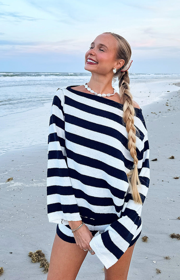 Willa Lacivert Çizgili Askılı Triko Kazak