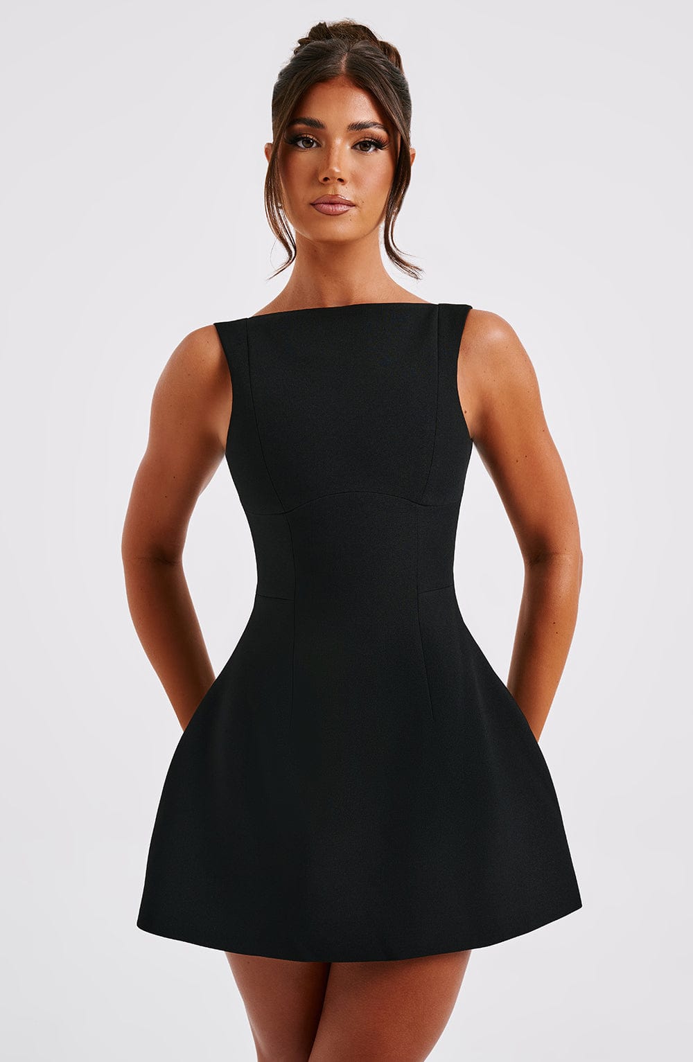 Alana Mini Siyah Elbise