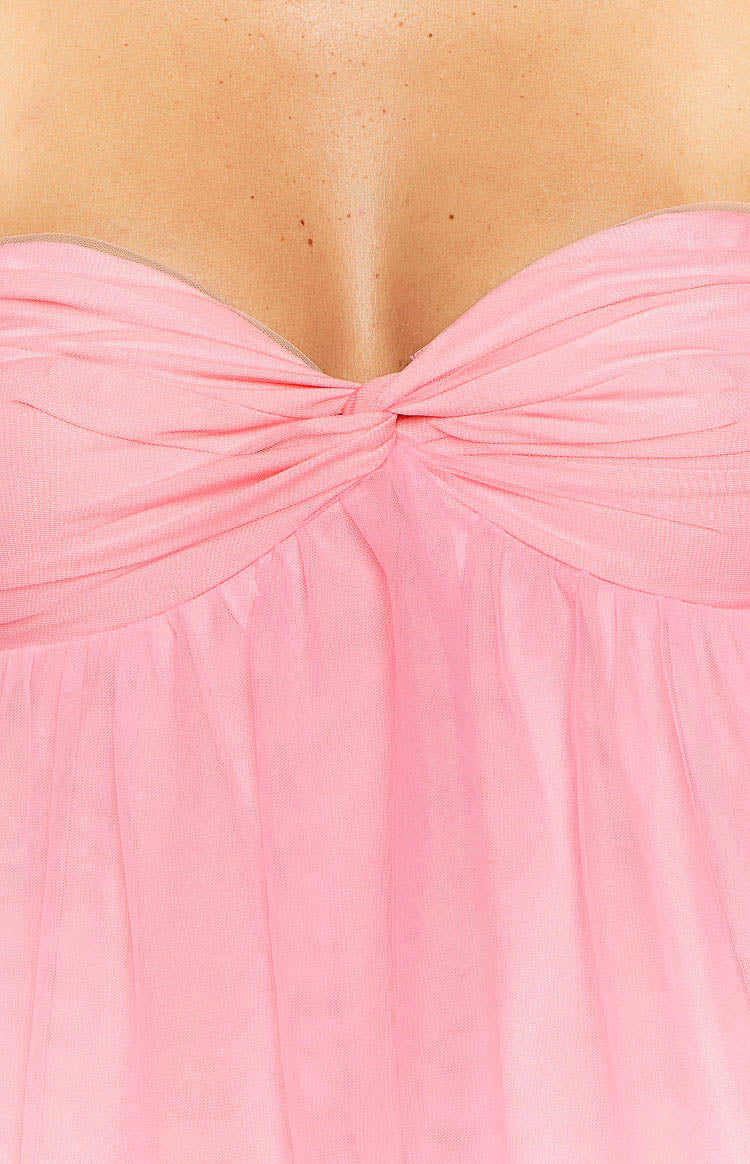 Amba Pembe Straplez Mini Elbise - Şık ve Rahat Yaz Modası