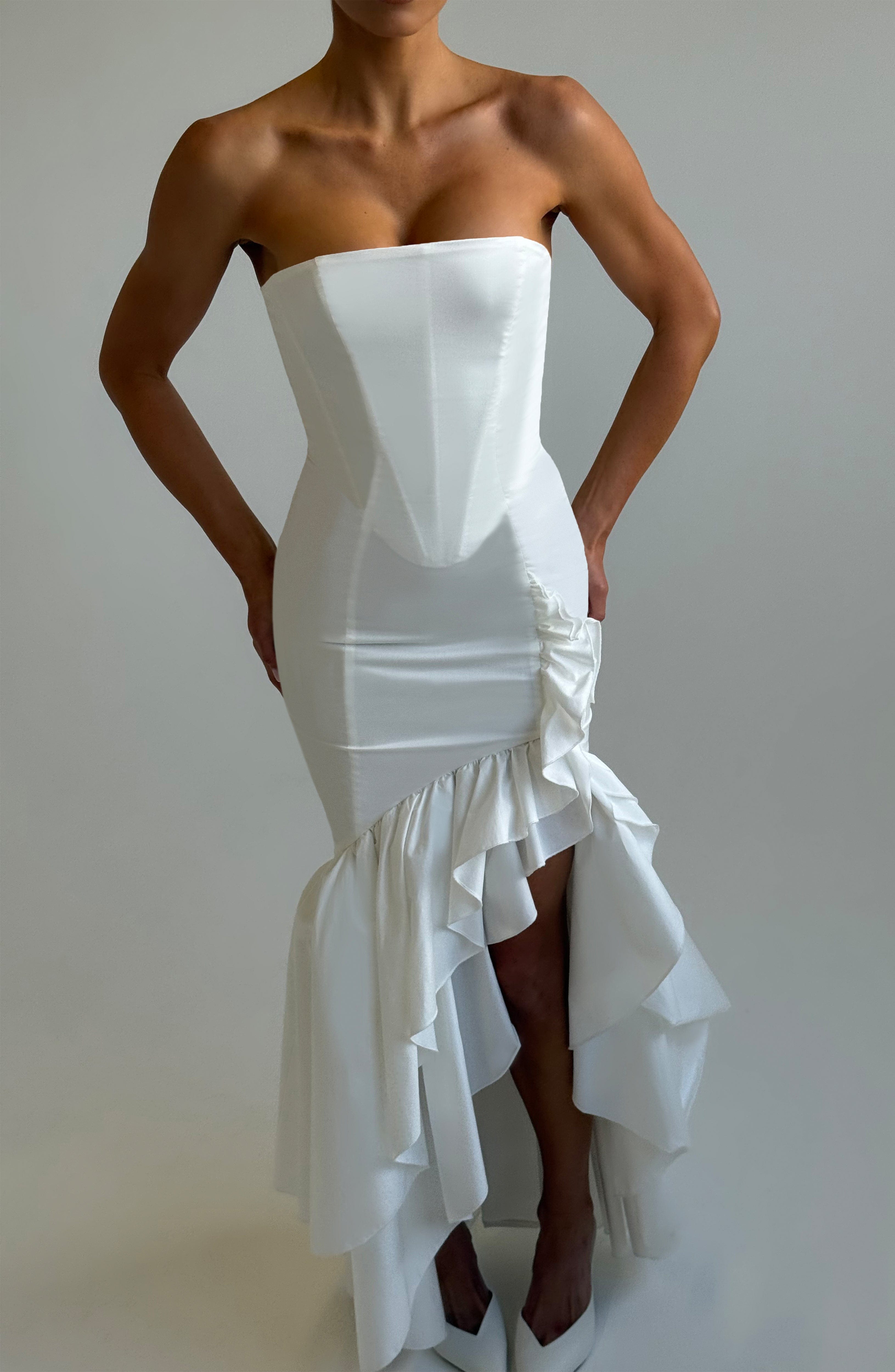 Angelina Ekru Maxi Elbise