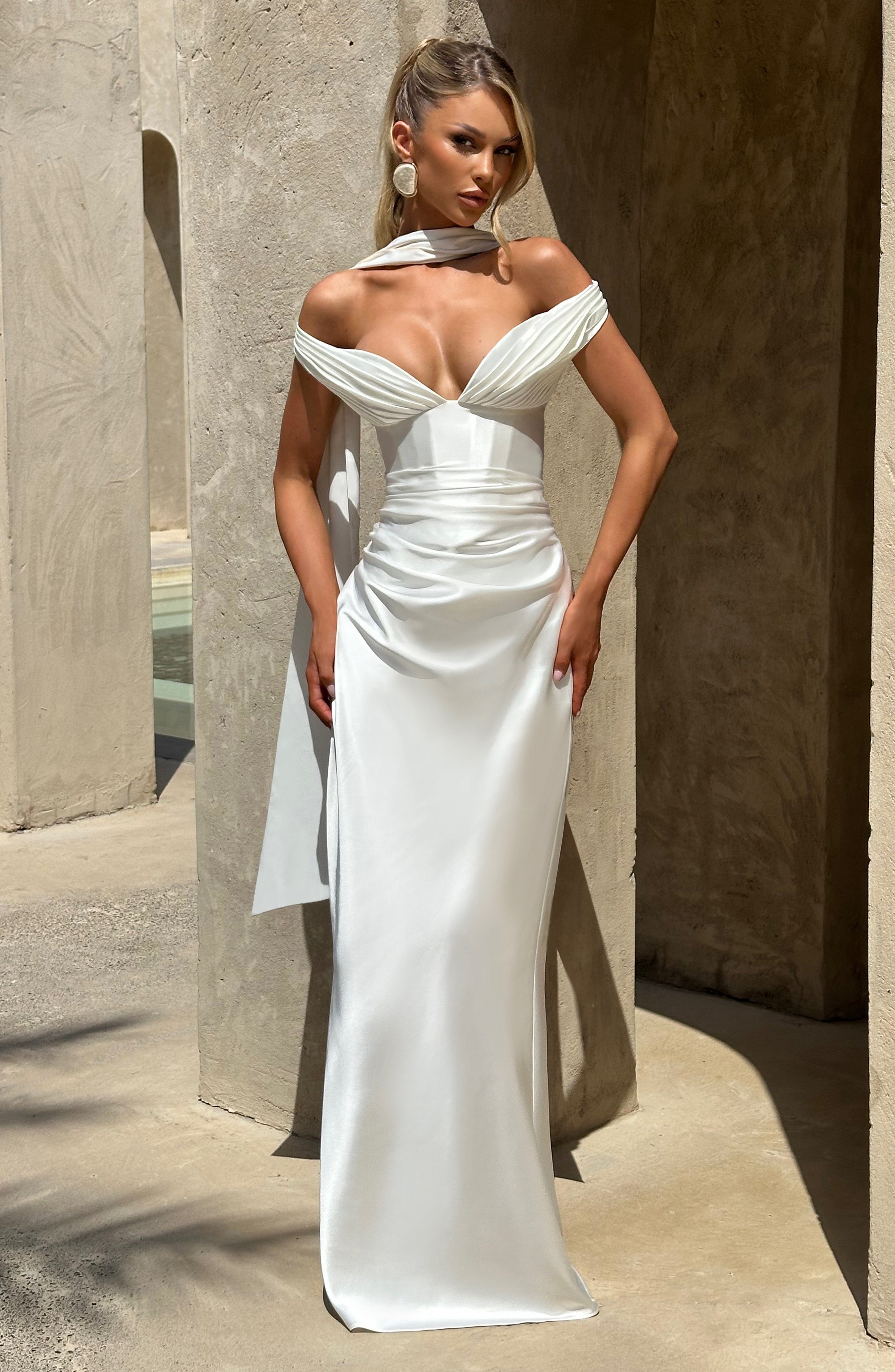 Aurelia Ekru Maxi Elbise