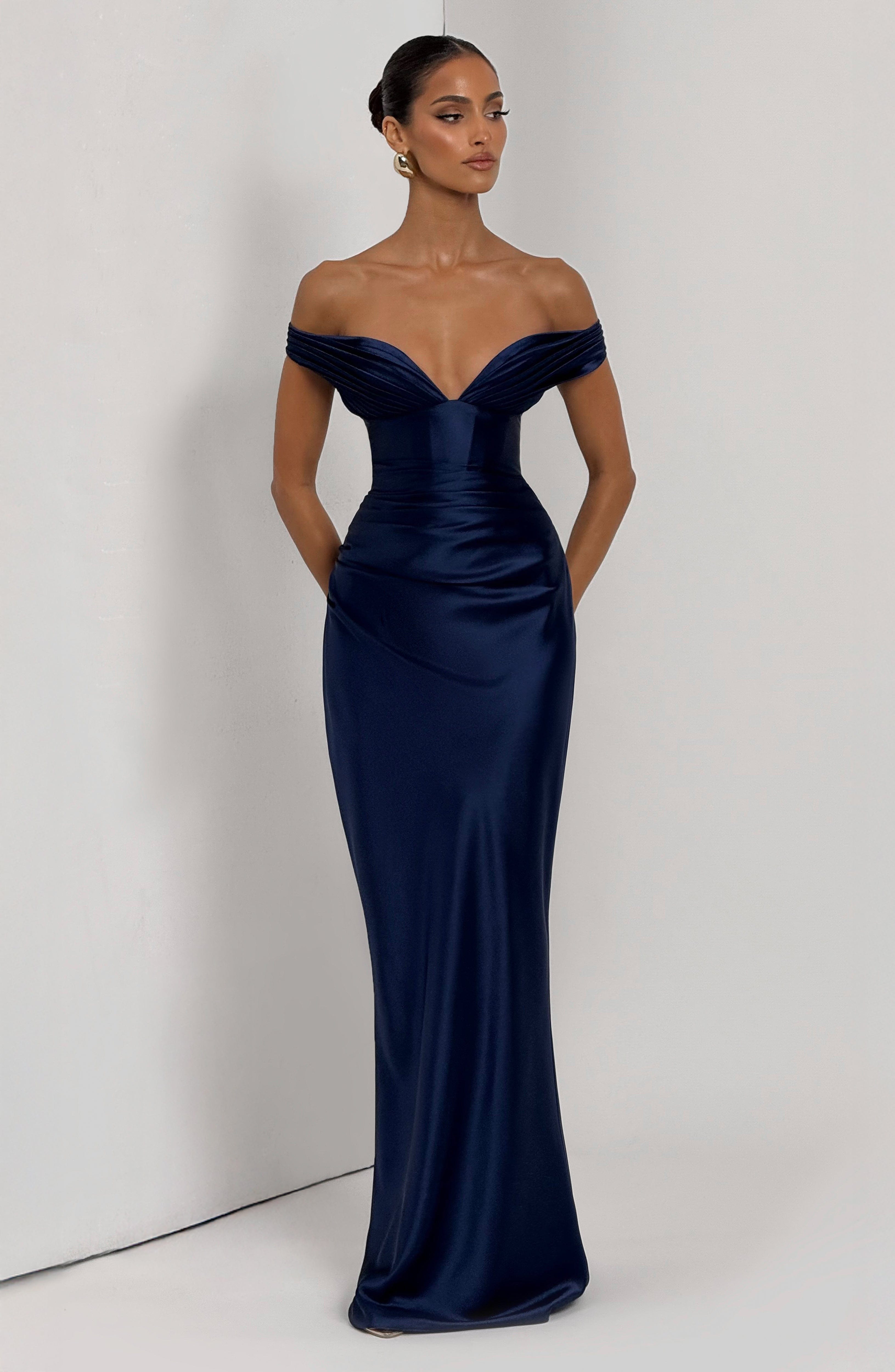 Aurelia Lacivert Maxi Elbise