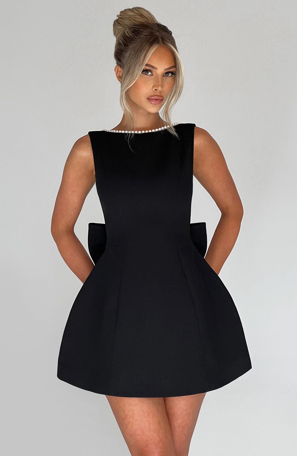 Carrie Mini Siyah Elbise