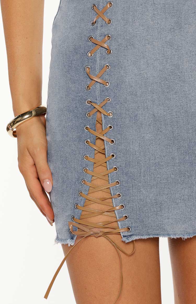 Danica Açık Yıkama Denim Straplez Mini Elbise - Şık Korse Detay