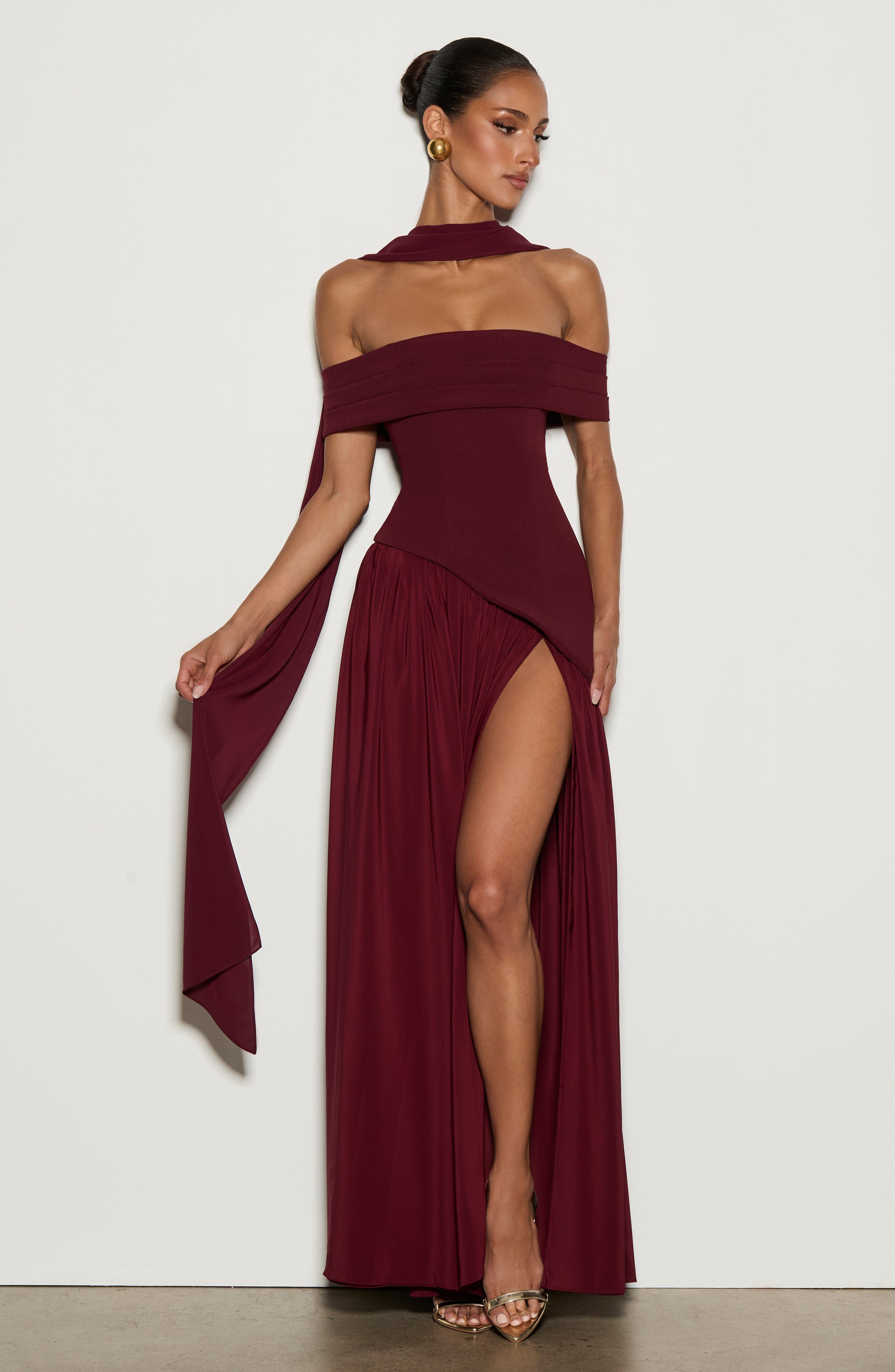 Delilah Maxi Elbise - Parlak Kiraz Rengi