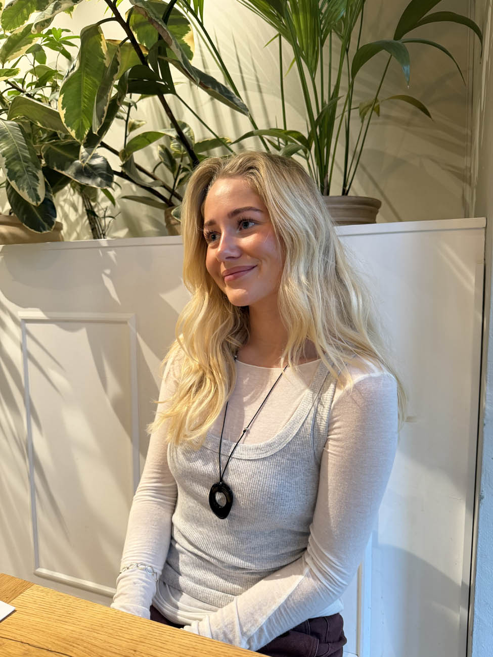 Siyah Taşlı Juliet Kolye