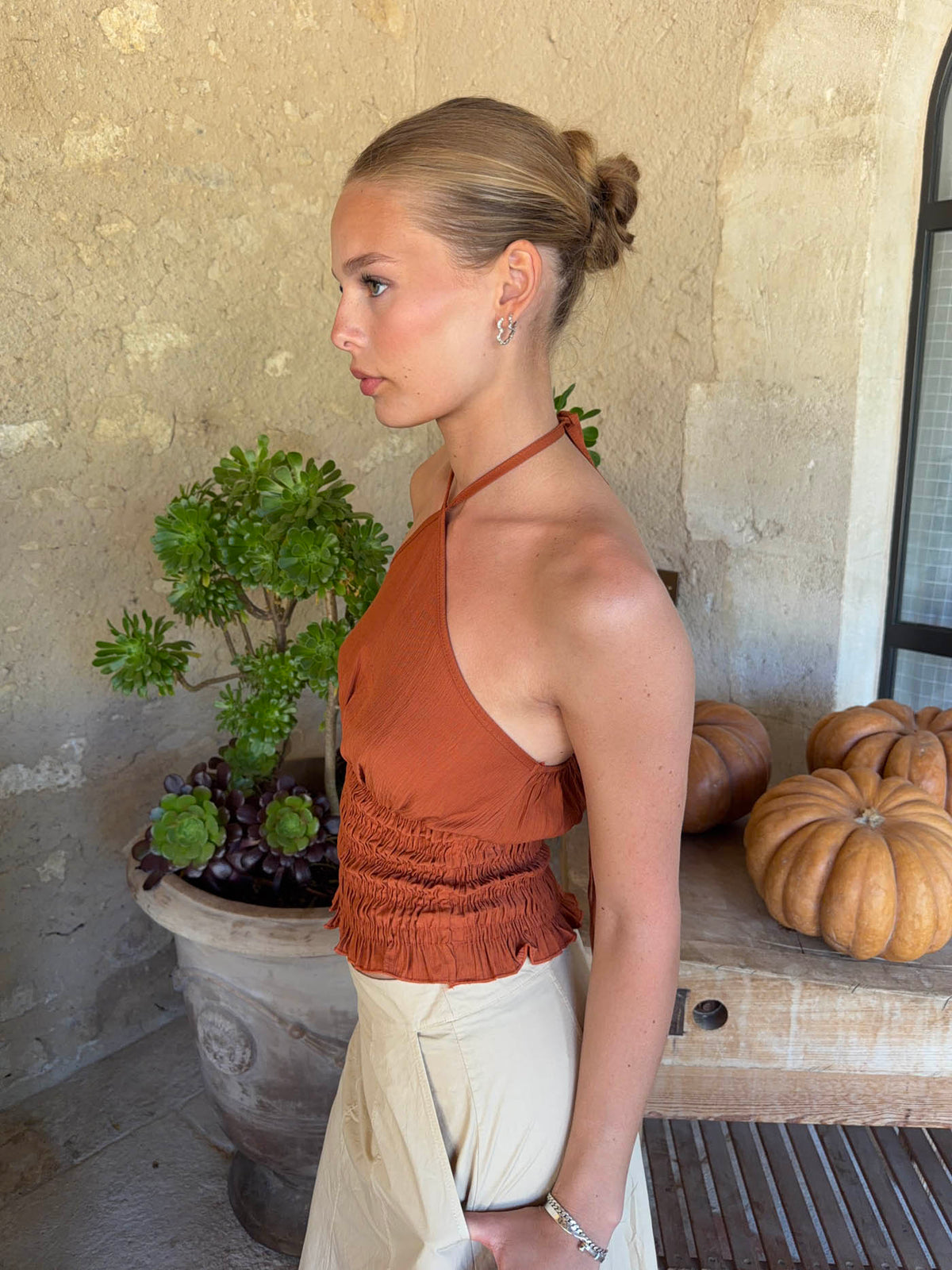 Tinnia Turuncu Halter Yaka Bluz