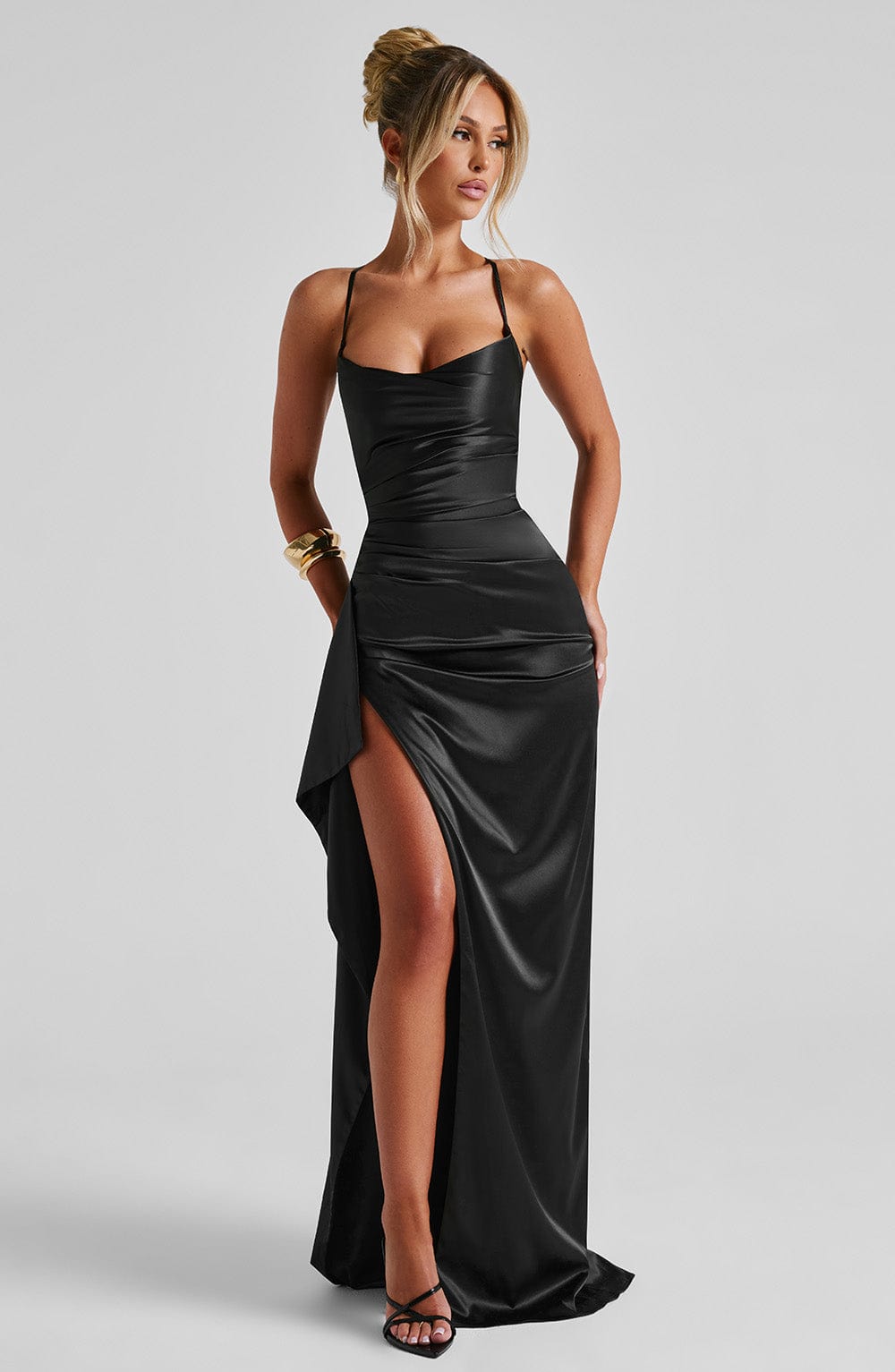 Helen Siyah Maxi Elbise
