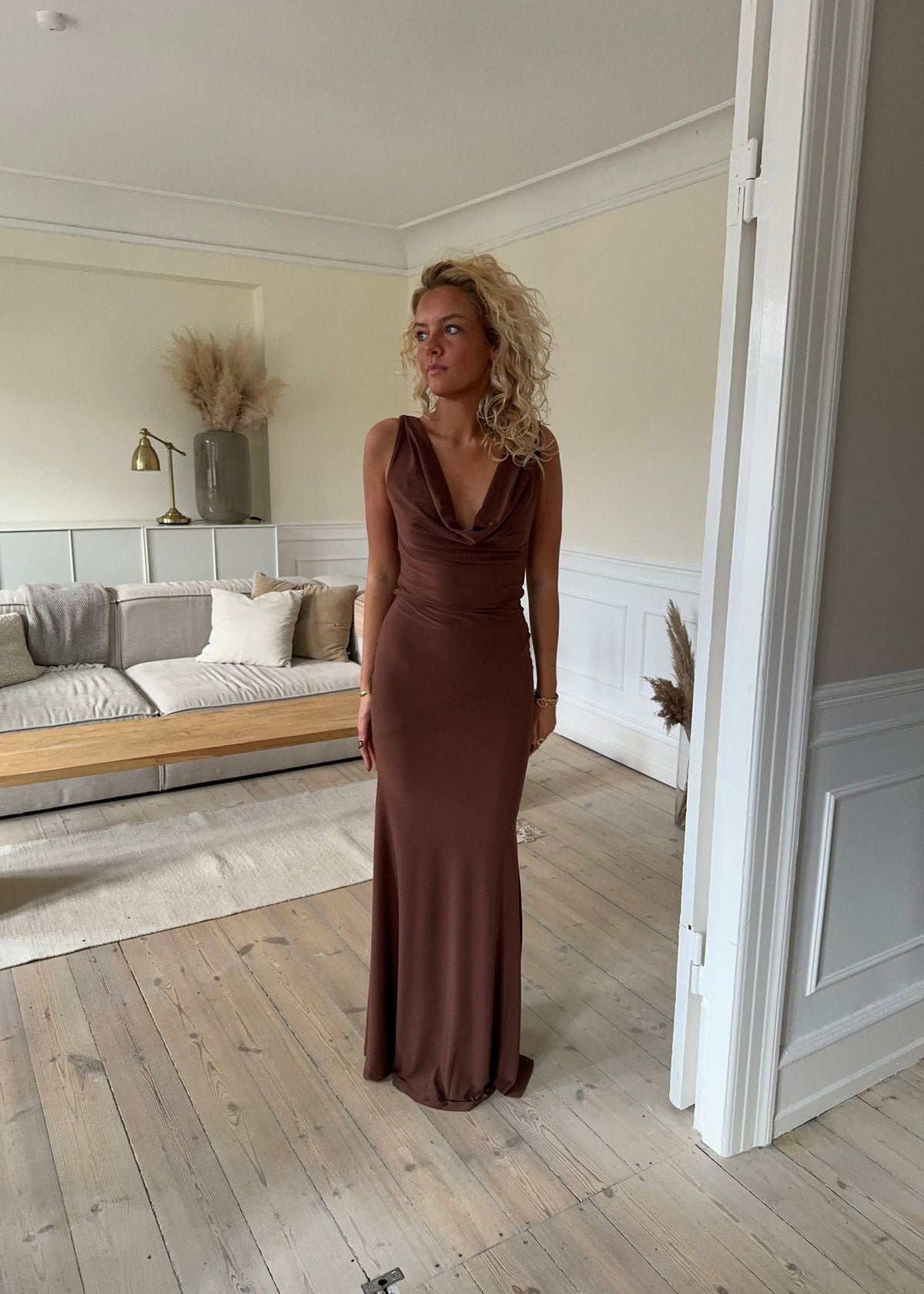 Flora Kahverengi Maxi Elbise