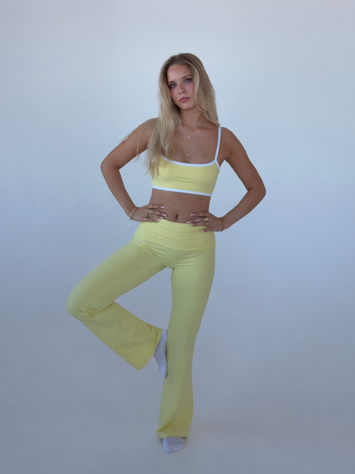 Premium Tereyağı Renk Geniş Paça Pantolon