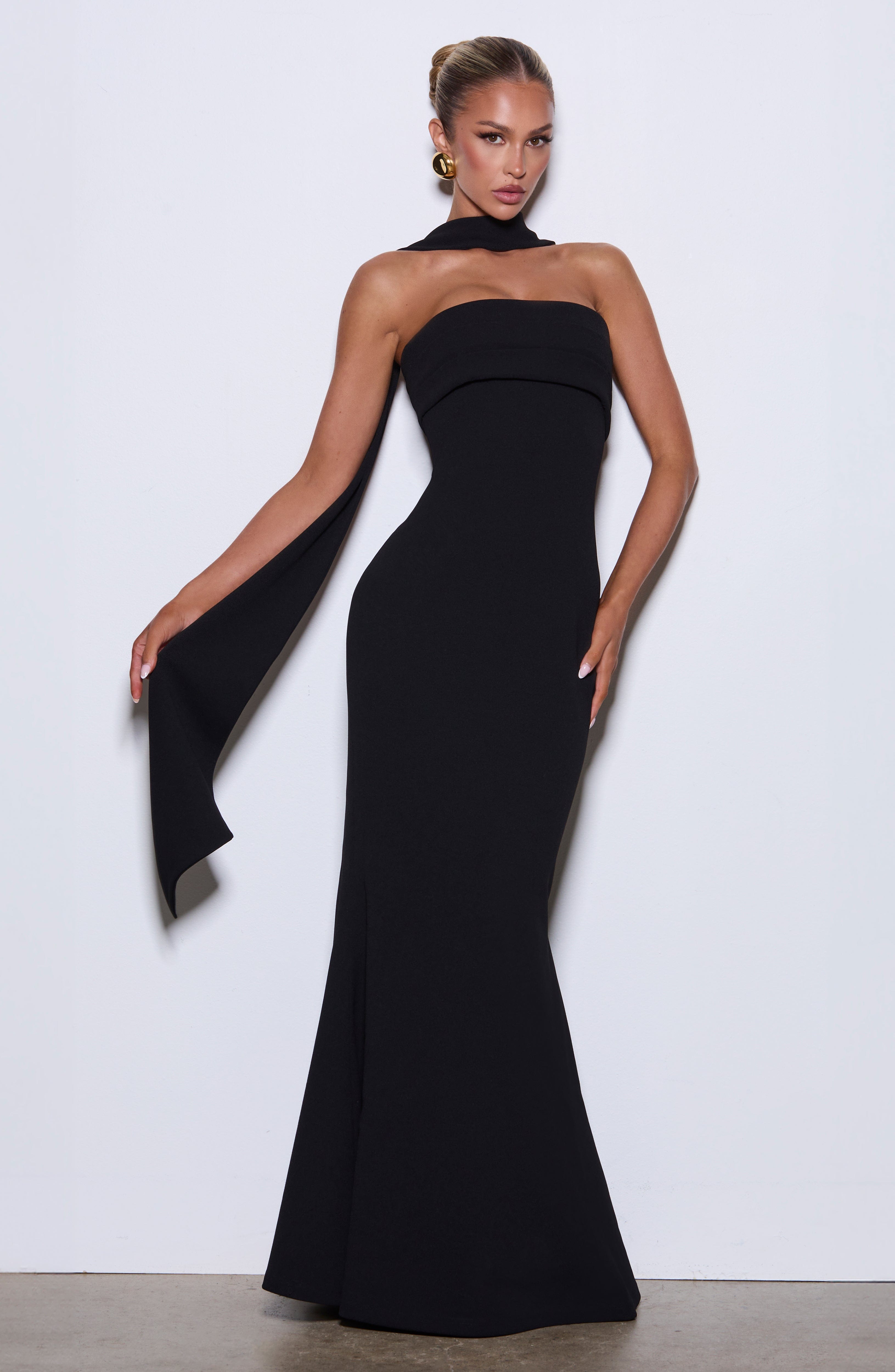 Leura Siyah Maxi Elbise