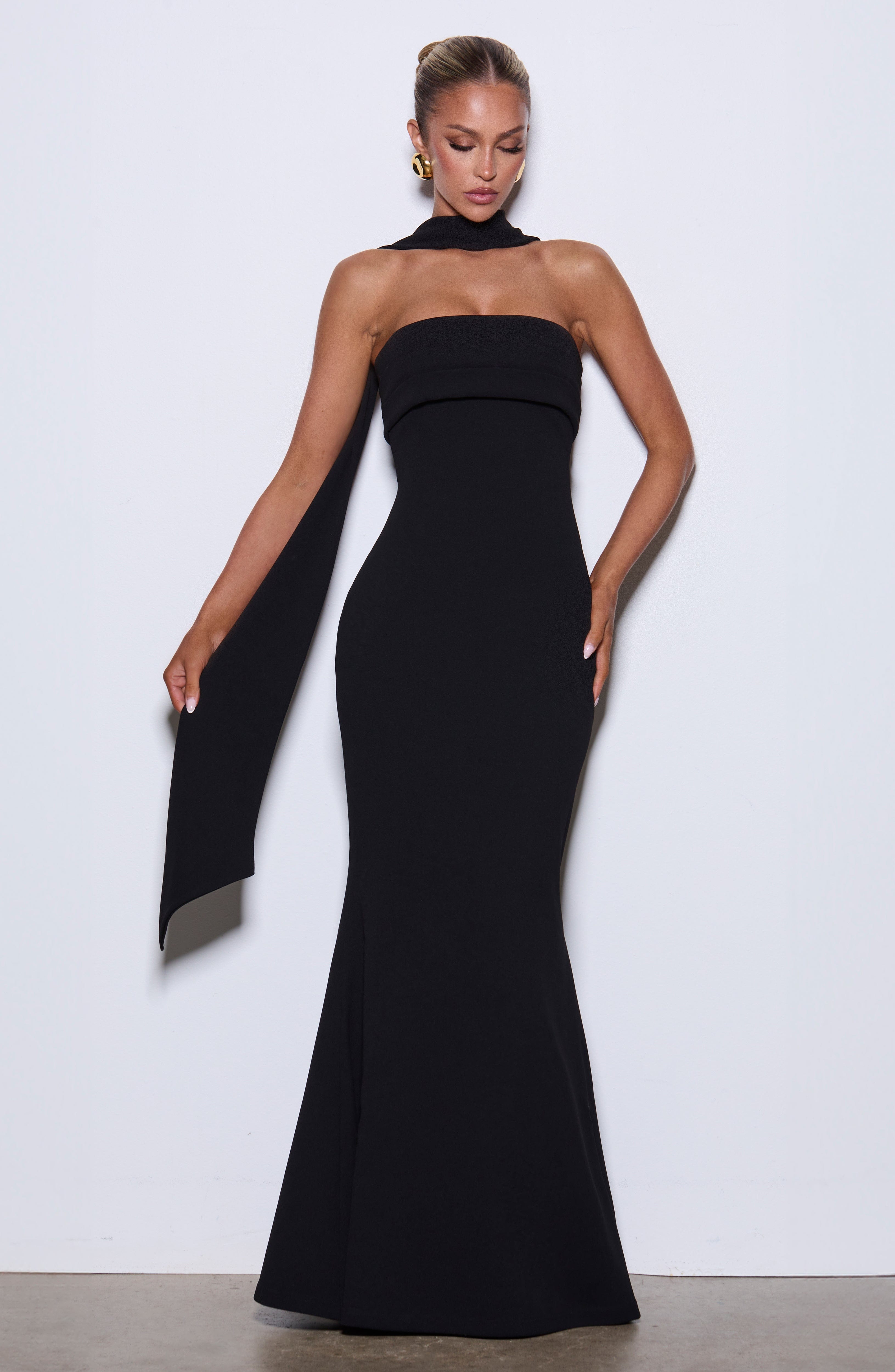 Leura Siyah Maxi Elbise