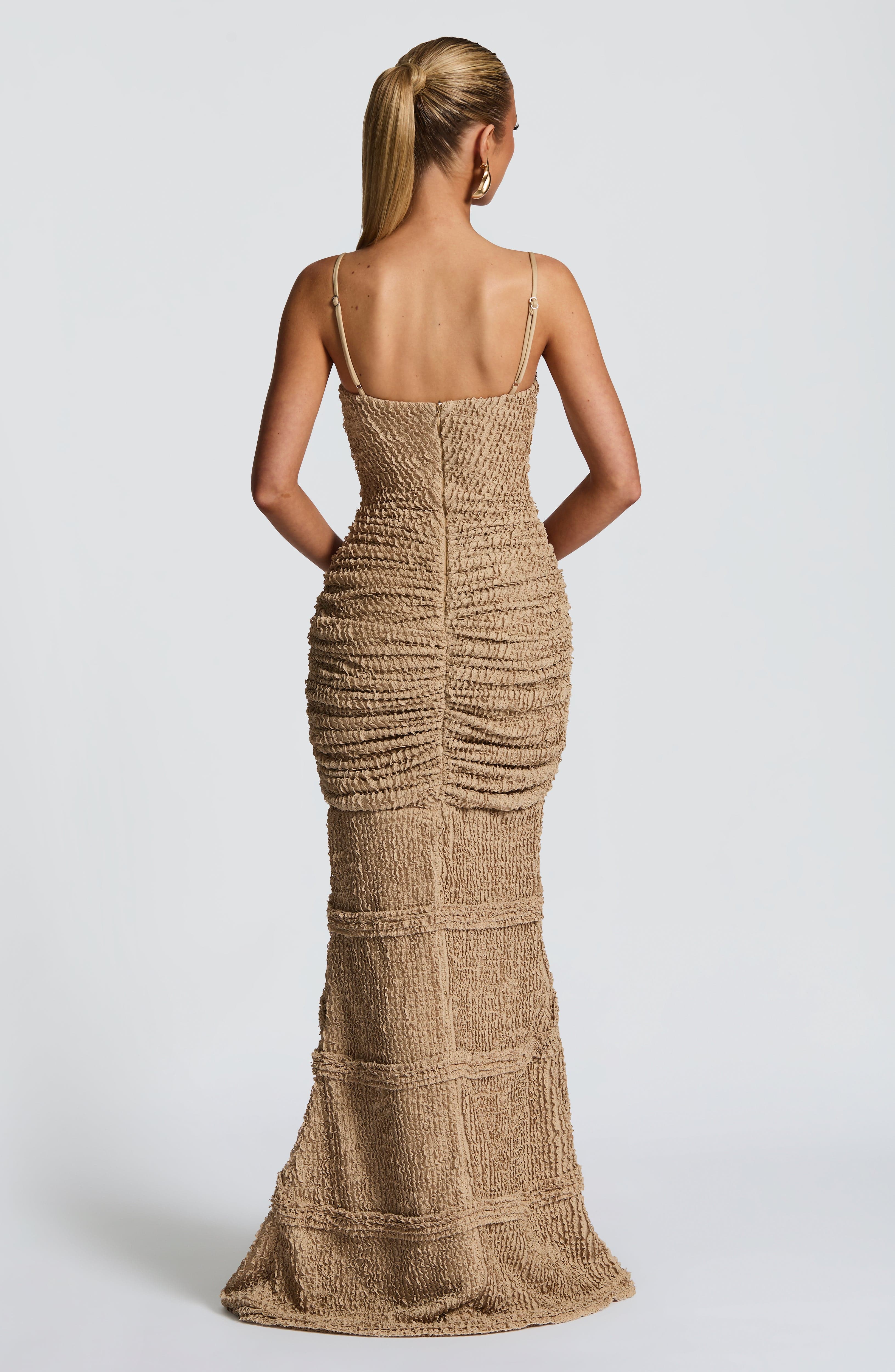 Lysandra Bej Maxi Elbise