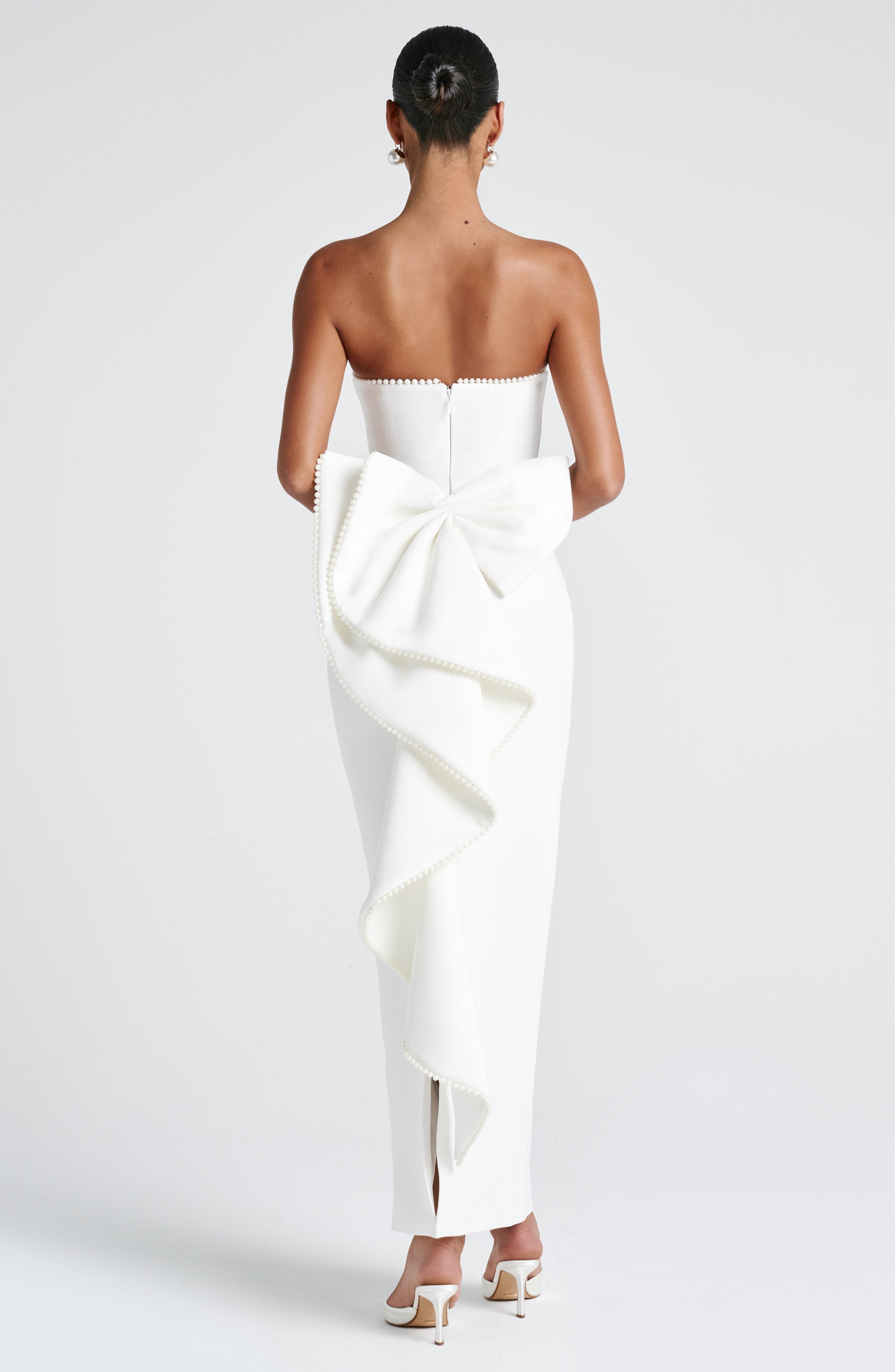 Ekru Magnolia Maxi Elbise
