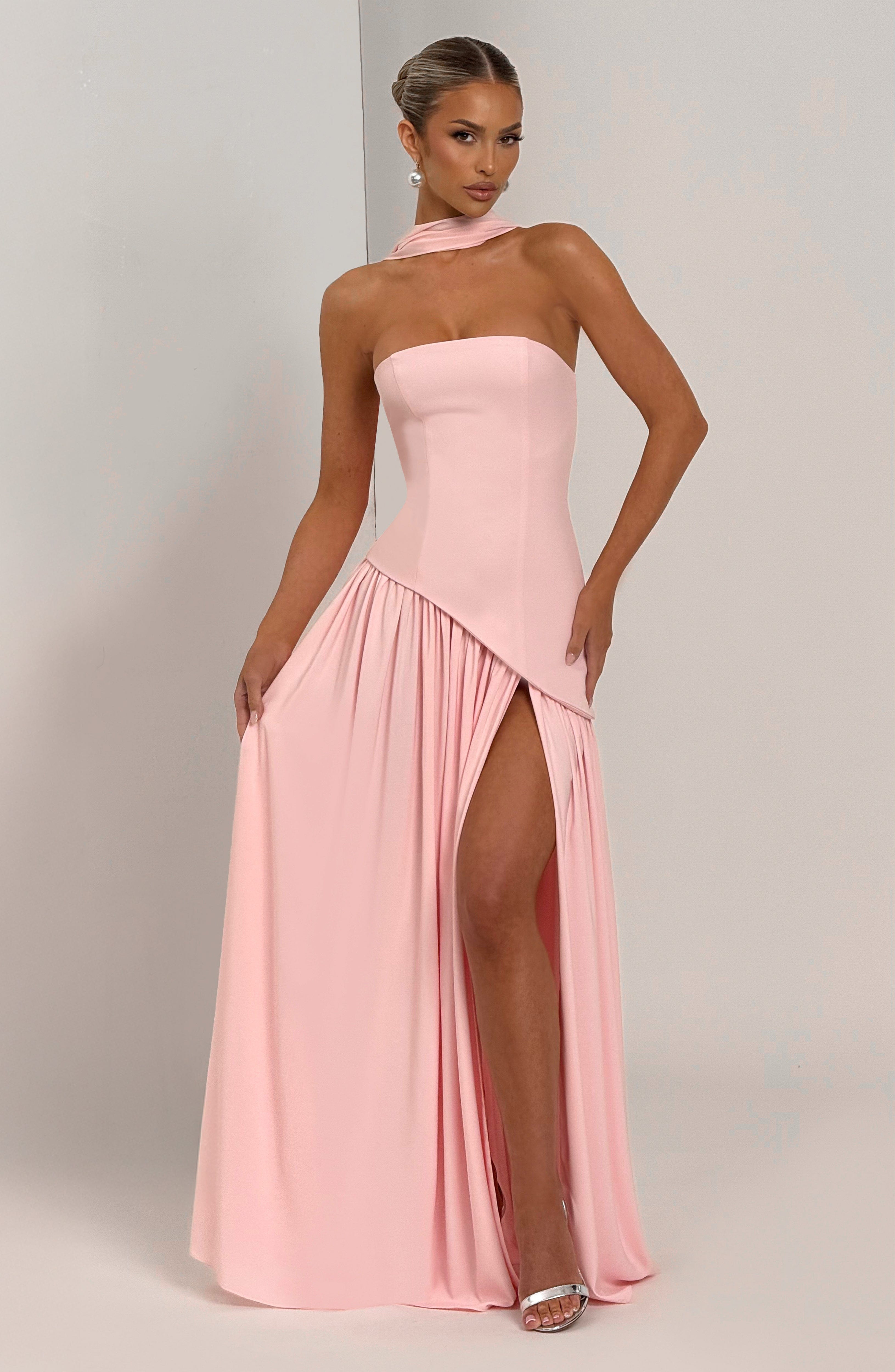 Maliyah Pembe Maxi Elbise
