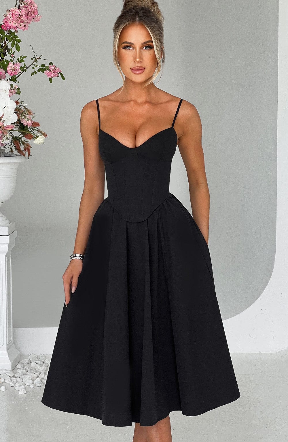 Mariella Midi Siyah Elbise