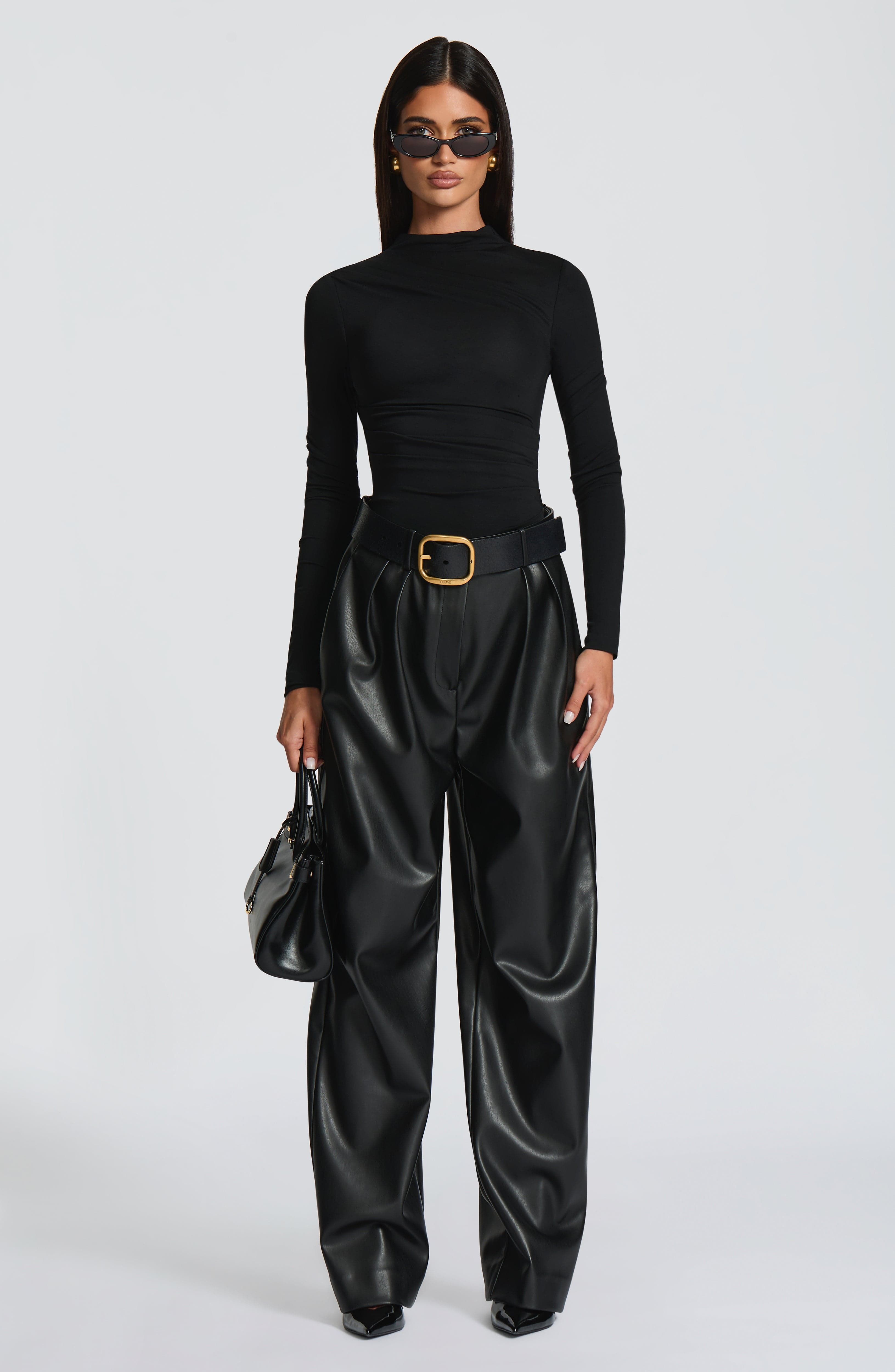 Pearson Siyah Body
