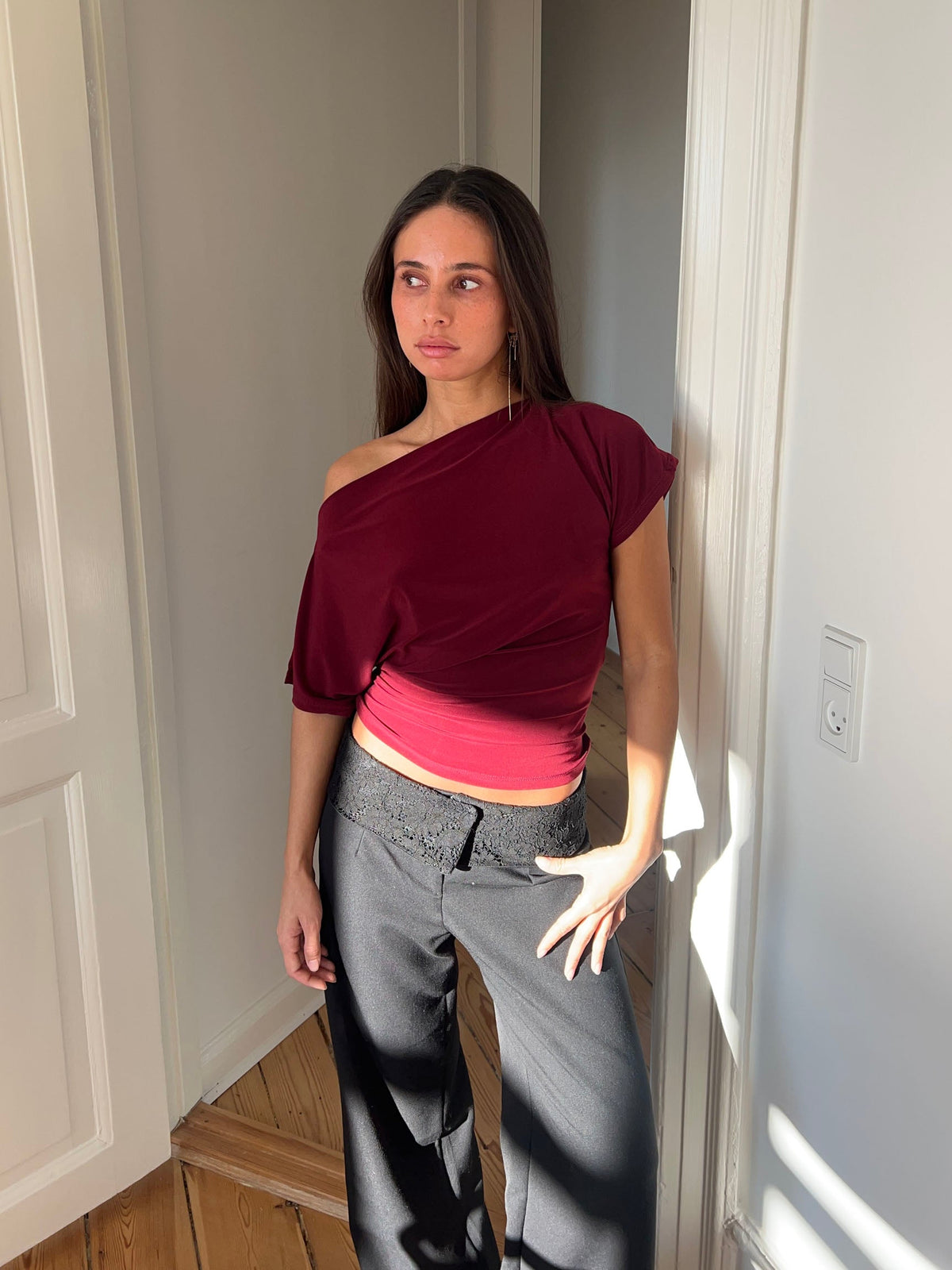Florine Kırmızı Slim Fit Tişört - Şıklığı Yakalayın