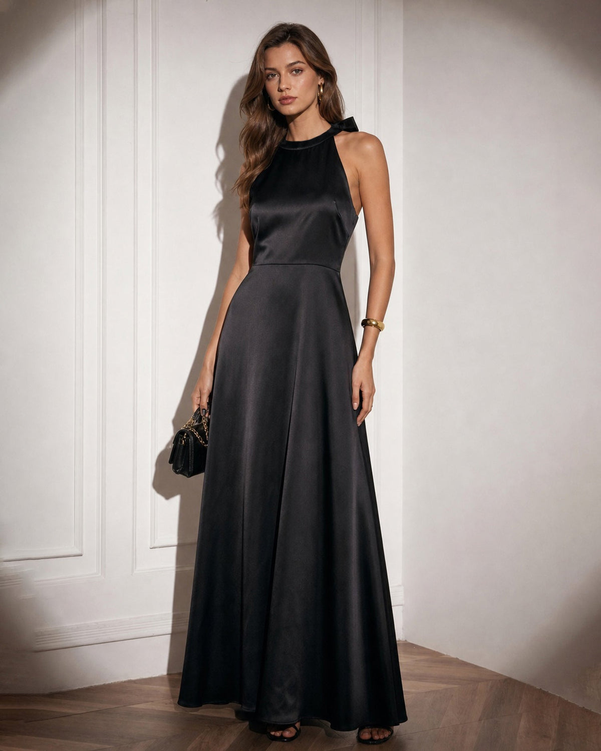 Siyah Halter Fiyonk Kesim Maxi Elbise