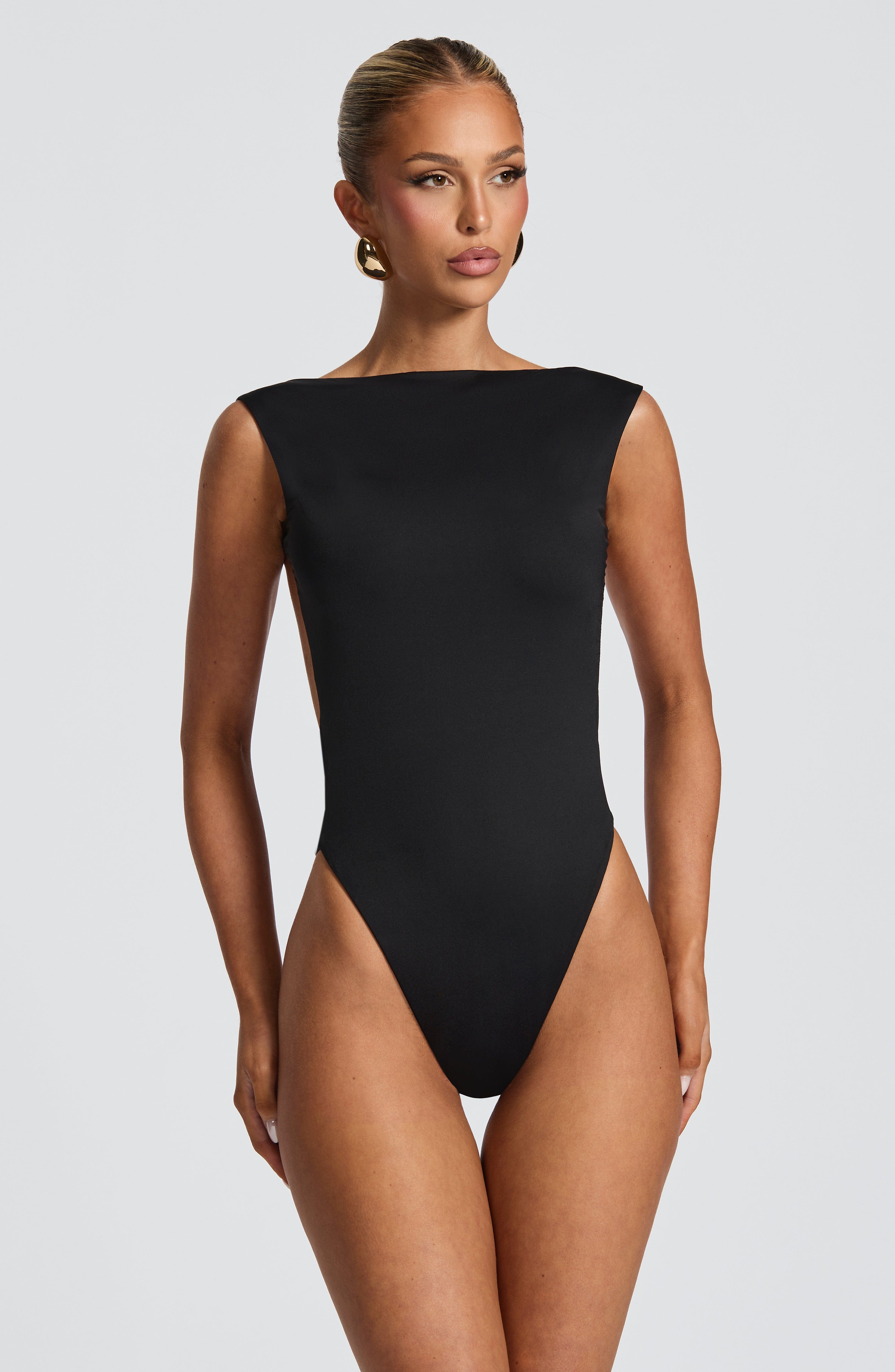 Siyah Tori Body