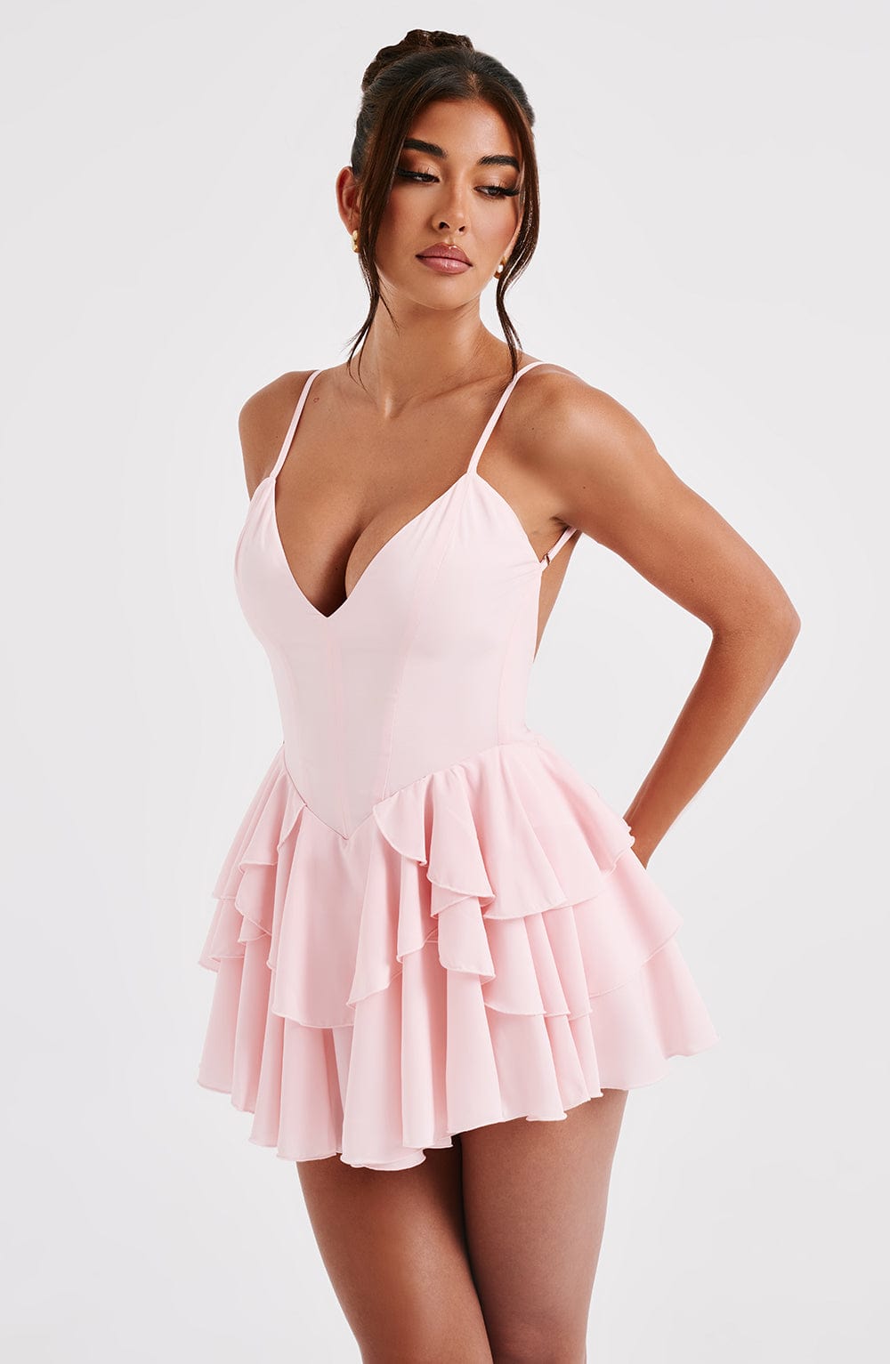Veena Pembe Tulum