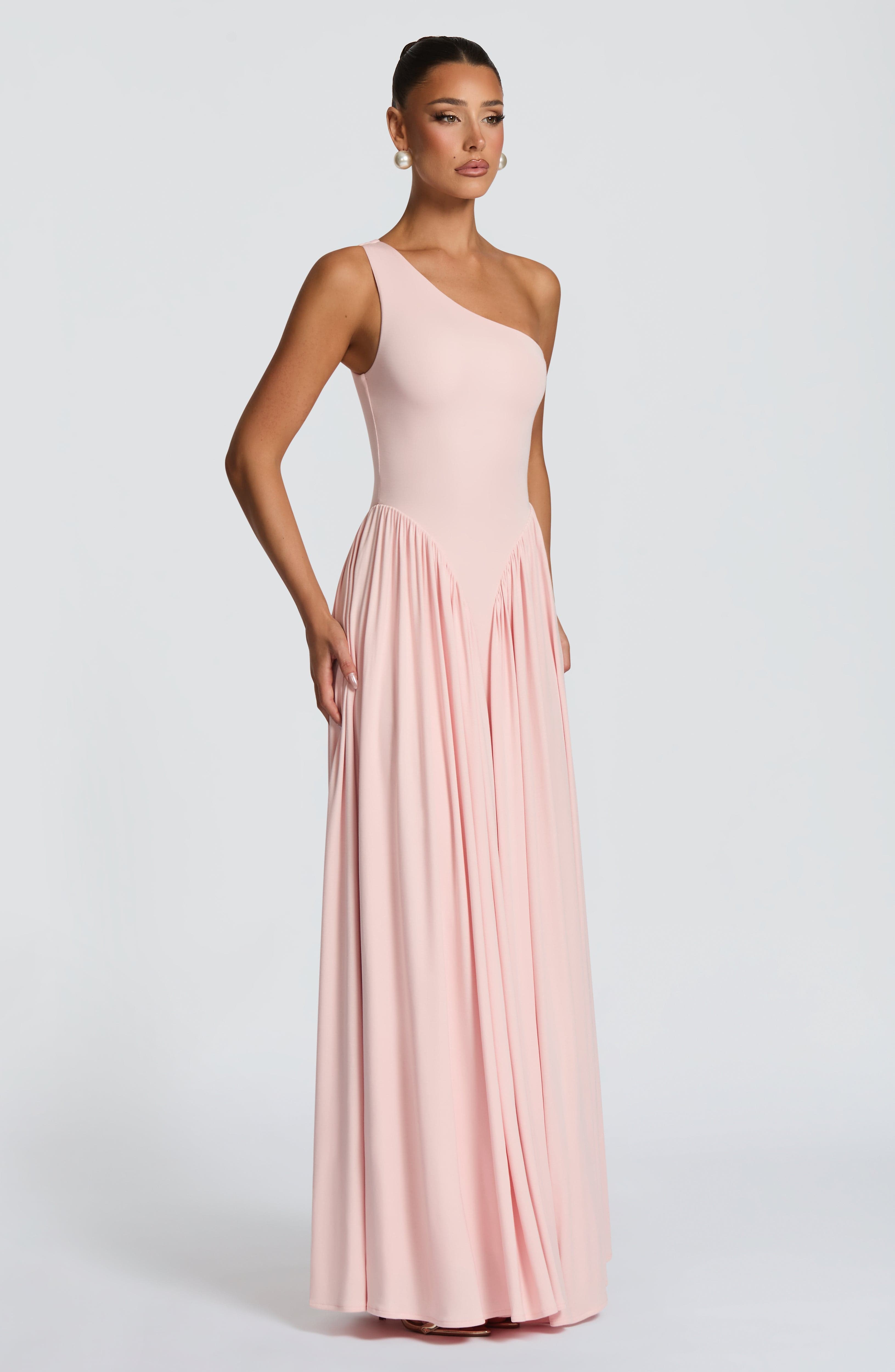 Vespera Yumuşak Pembe Maxi Elbise