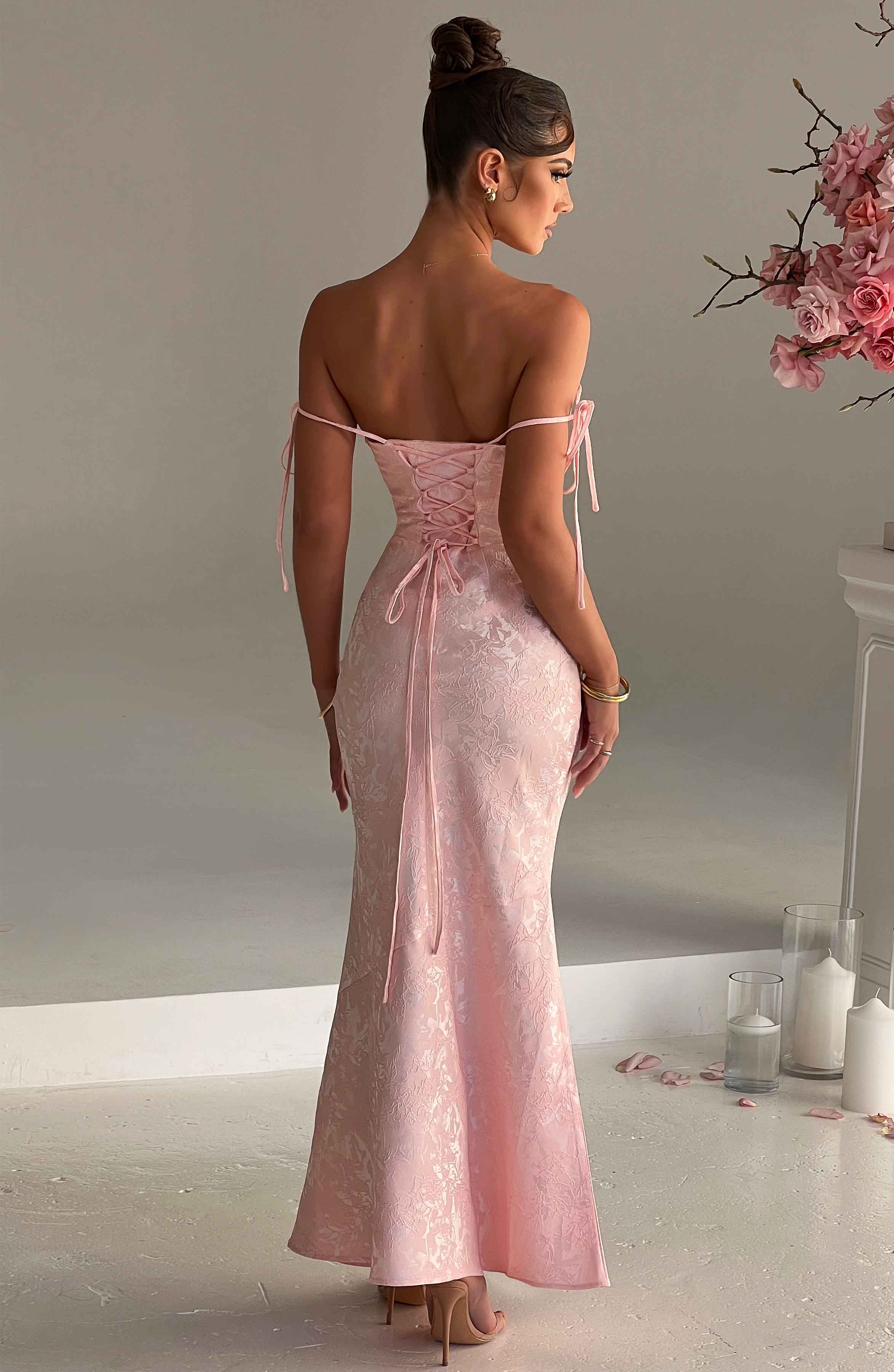 Whitney Pembe Maxi Elbise